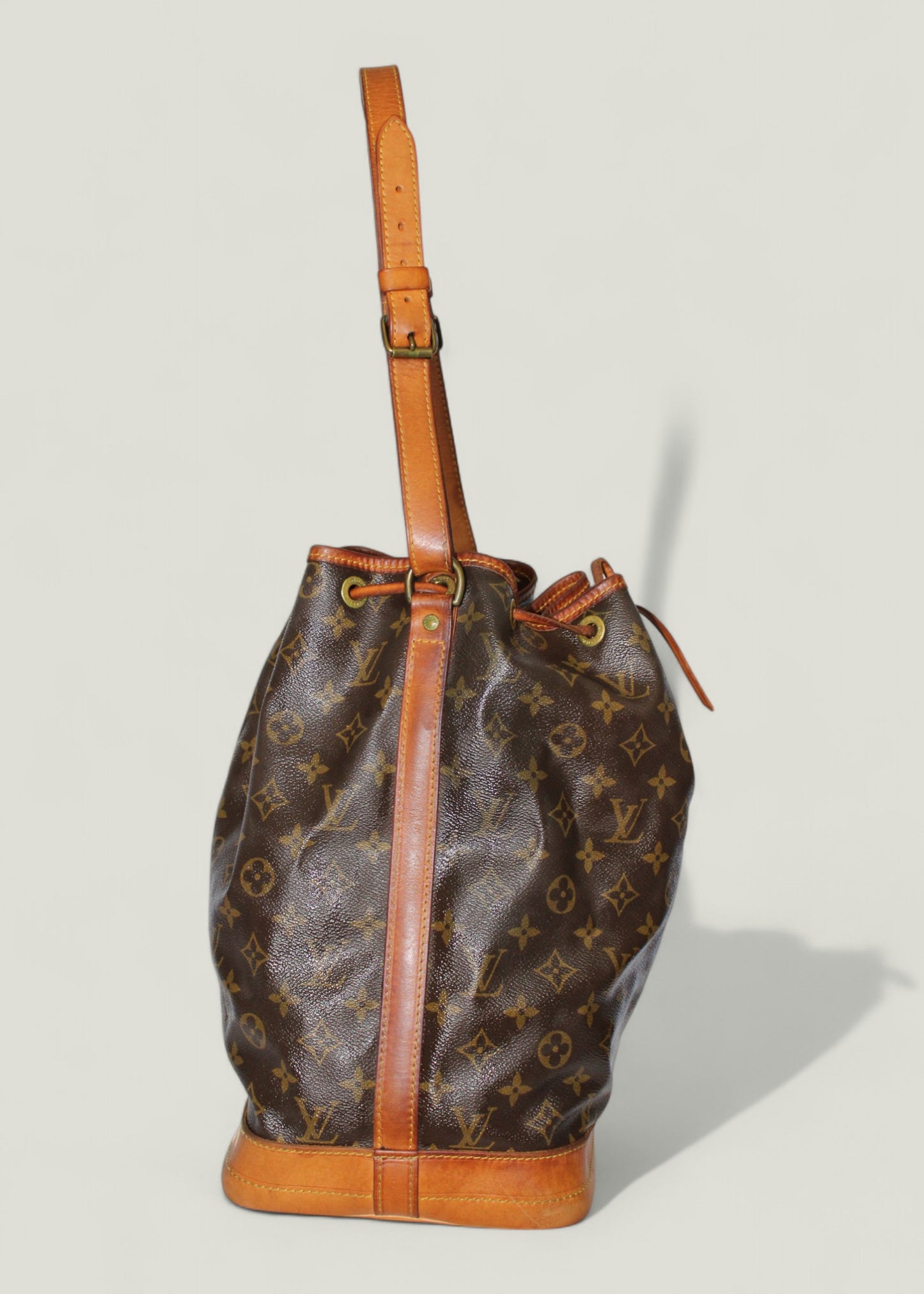 Preloved | LOUIS VUITTON Noé Skuldertaske i Monogram Canvas (Stor)