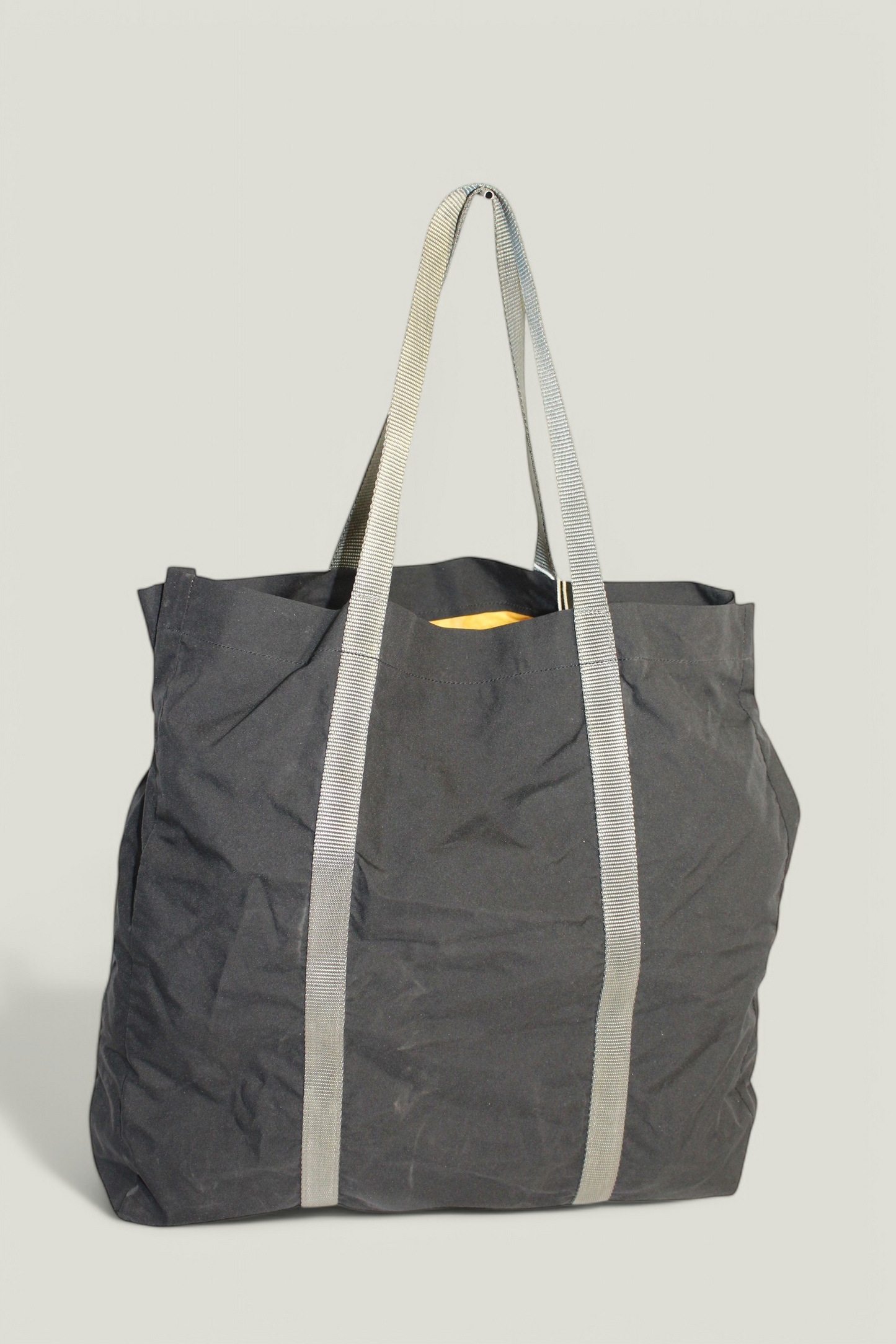Preloved | PRADA Sport Totebag i Sort Nylon med Grå Remme