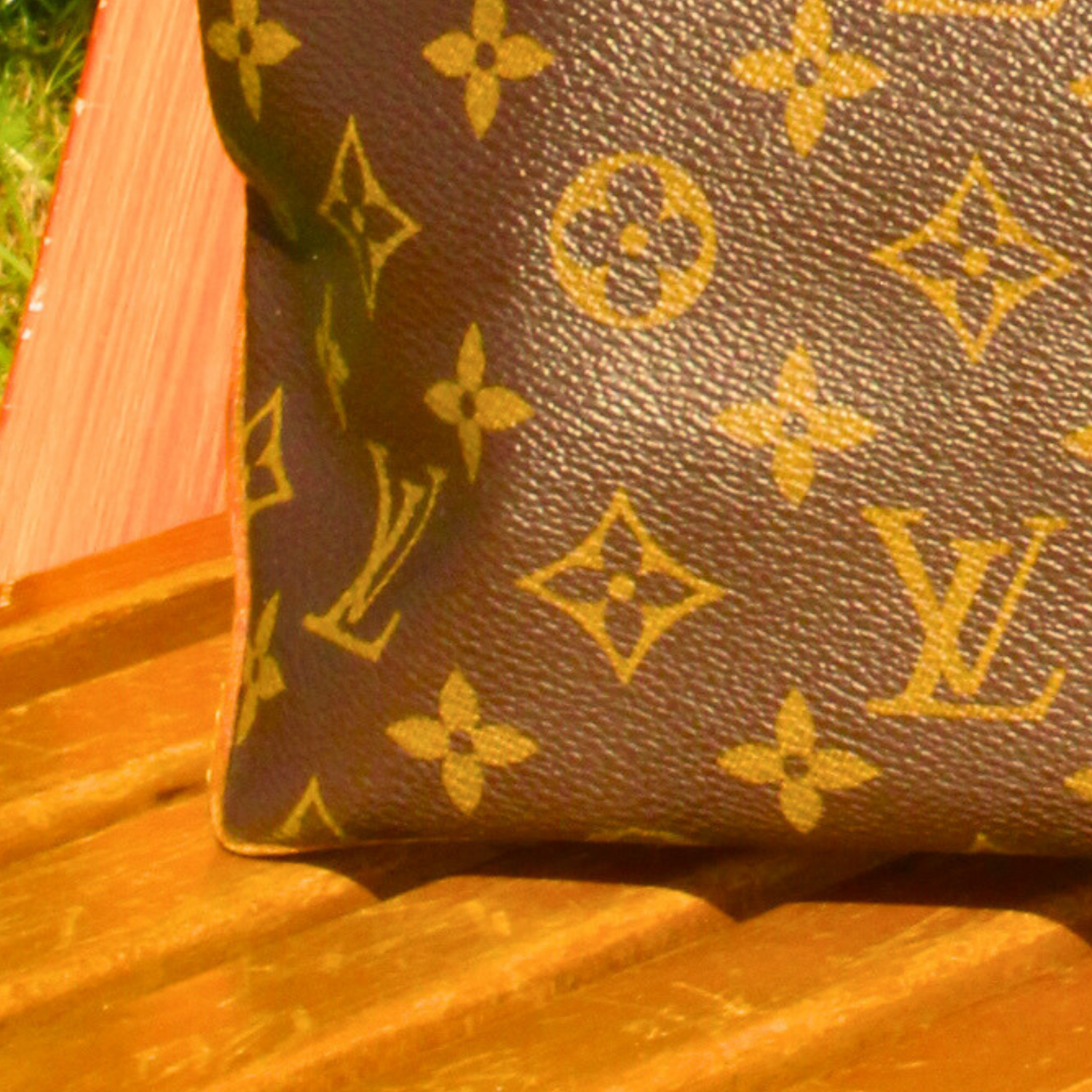 Pleje og rengøring af ægte designertasker hidden luxury project