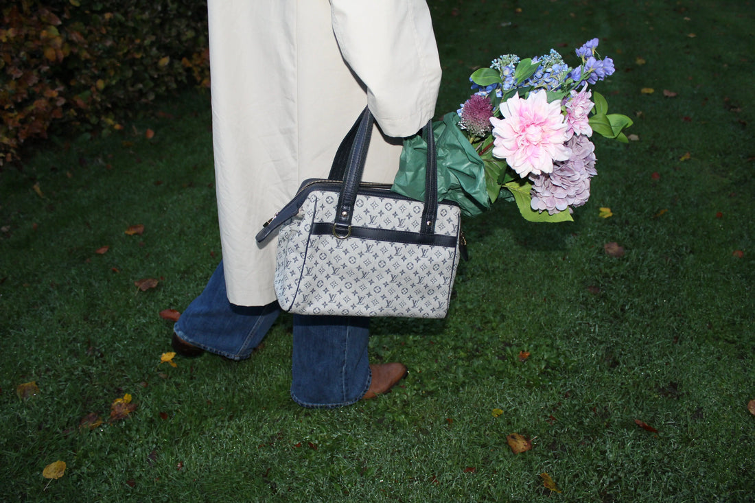 Sådan skaber du et luksuriøst hjem med Preloved Designertasker og Kunstige blomster Hidden Luxury Project