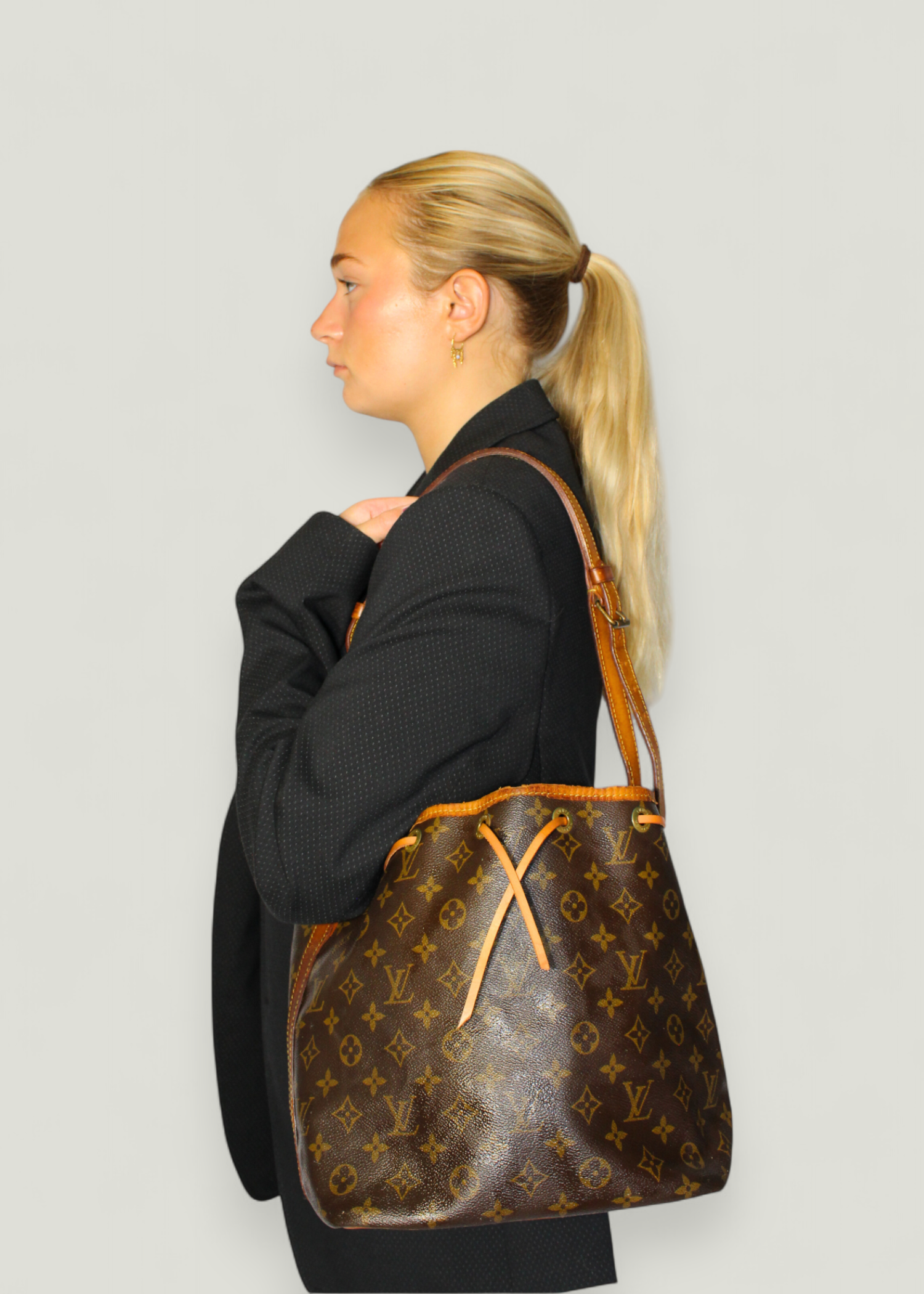 Preloved | Louis Vuitton Petit Noé Skuldertaske Lille i Monogram Canvas
