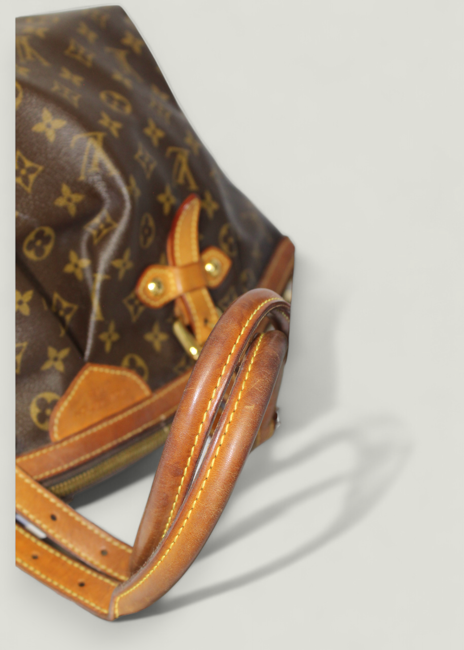 Preloved | Louis Vuitton Tivoli GM Skuldertaske i Monogram Canvas