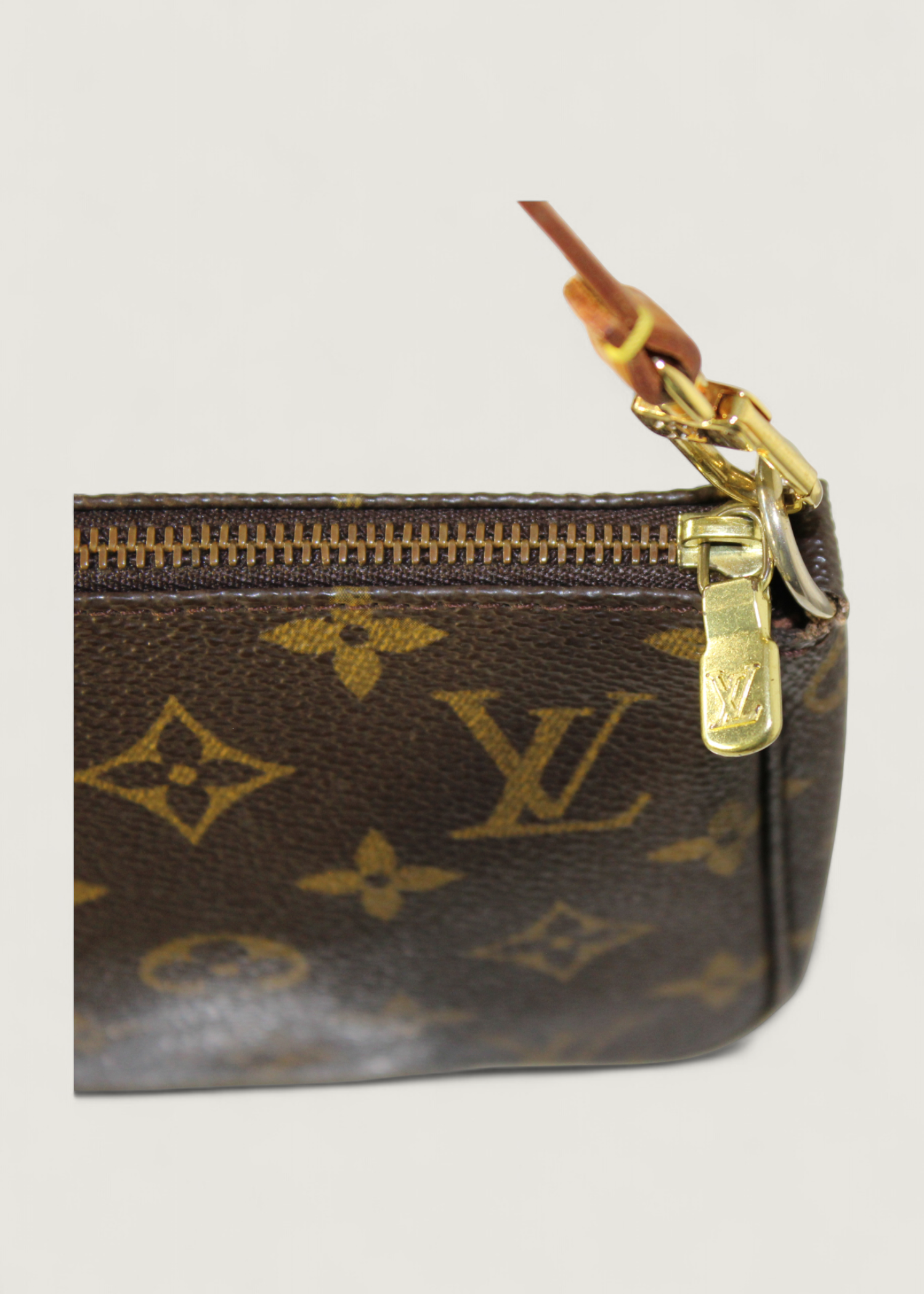 Preloved | Louis Vuitton Monogram Pochette Accessoires i Canvas