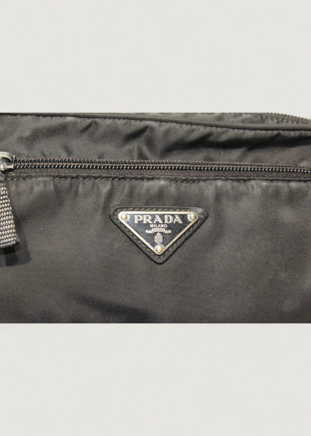 Preloved | Prada Nylon Bæltetaske i Sort med Prada Garantikort