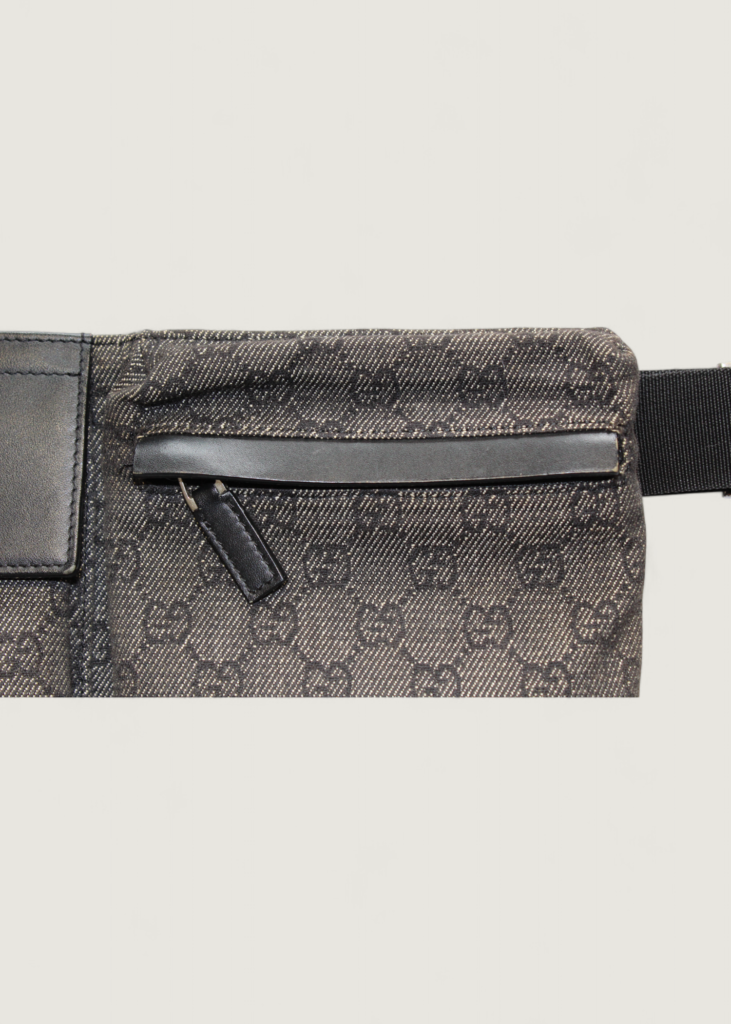 Preloved | Gucci GG Monogram Bæltetaske i Metallic Canvas