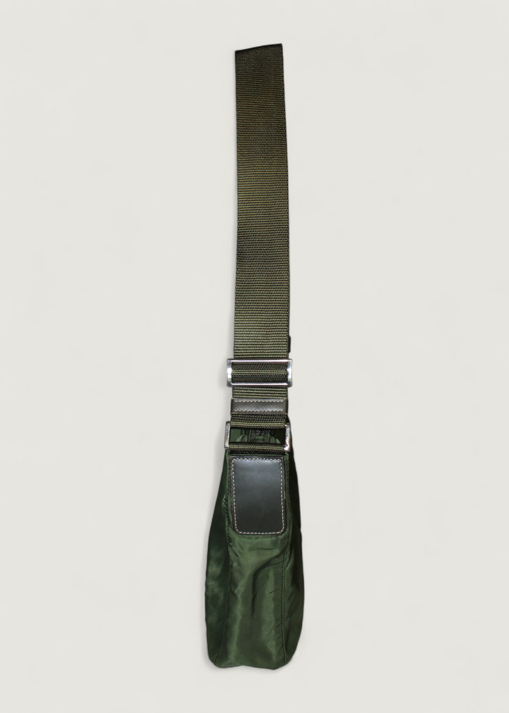 Preloved | Prada Nylon Crossbody i Khaki Grøn