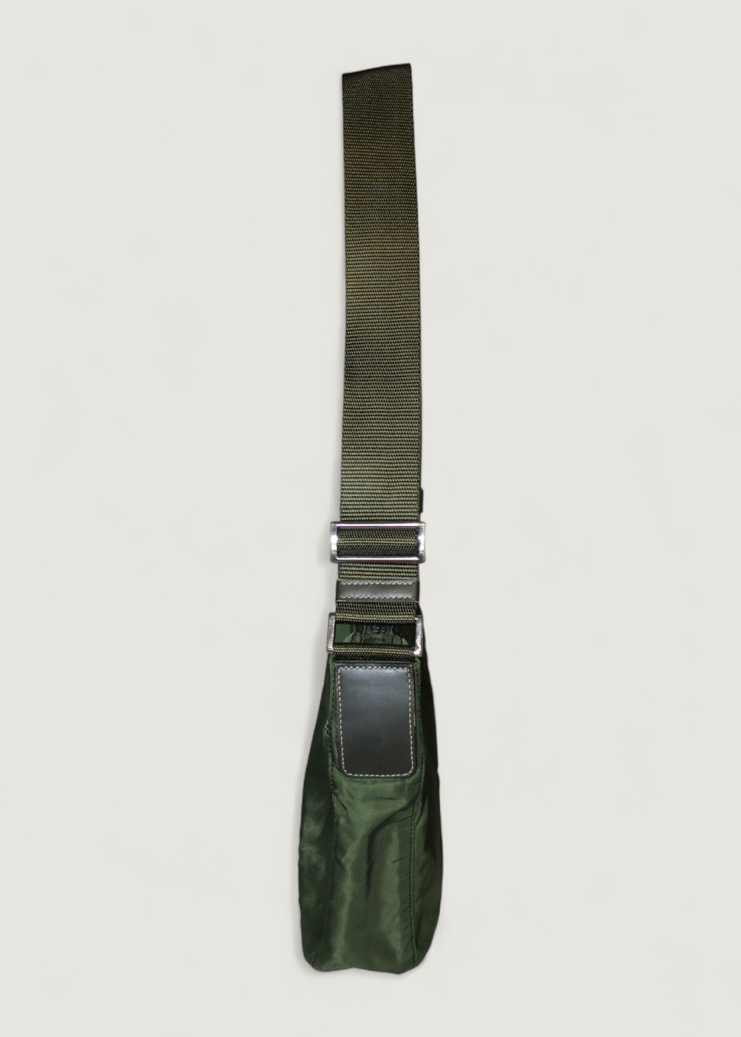 Preloved | Prada Nylon Crossbody i Khaki Grøn