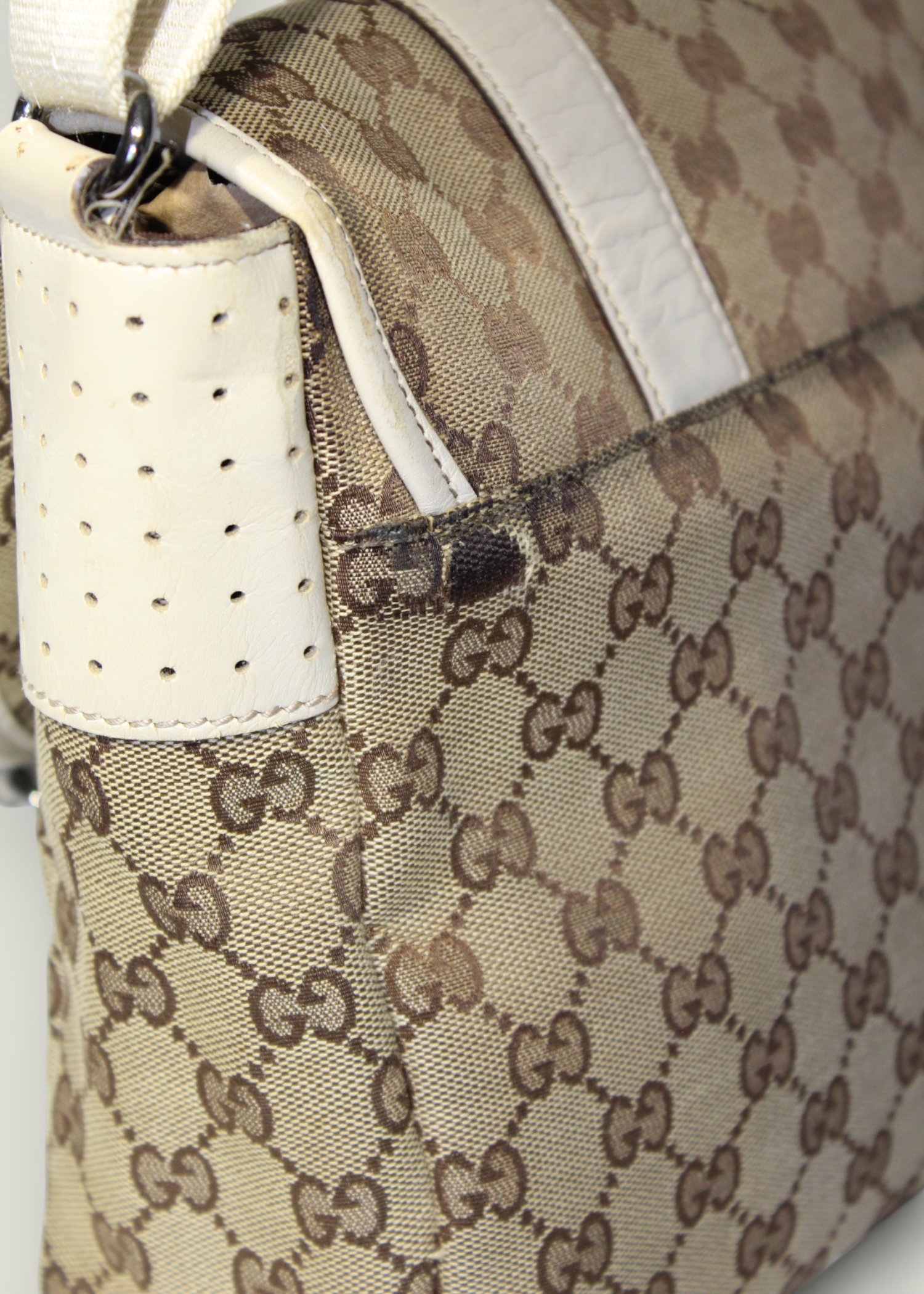 Preloved | Gucci GG Crossbody i Beige Monogram Canvas
