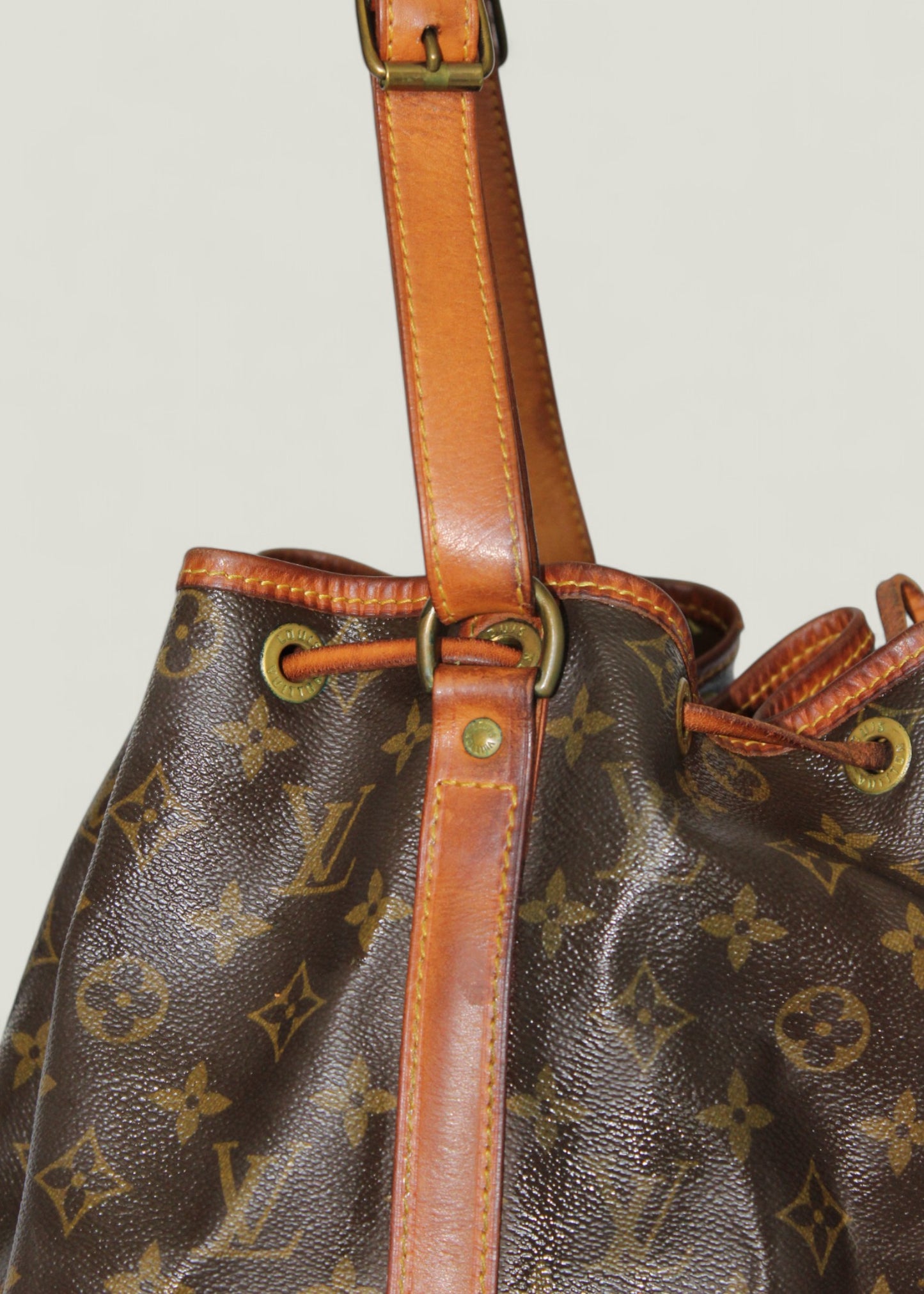 Preloved | LOUIS VUITTON Noé Skuldertaske i Monogram Canvas (Stor)