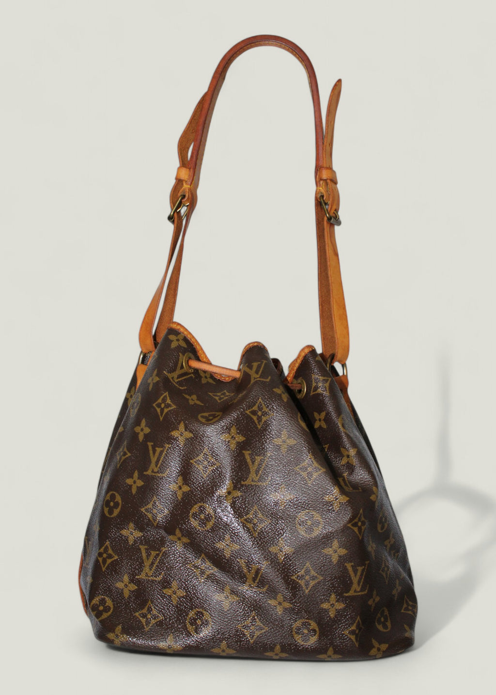 Preloved | Louis Vuitton Petit Noé Skuldertaske i Monogram Canvas (Lille)