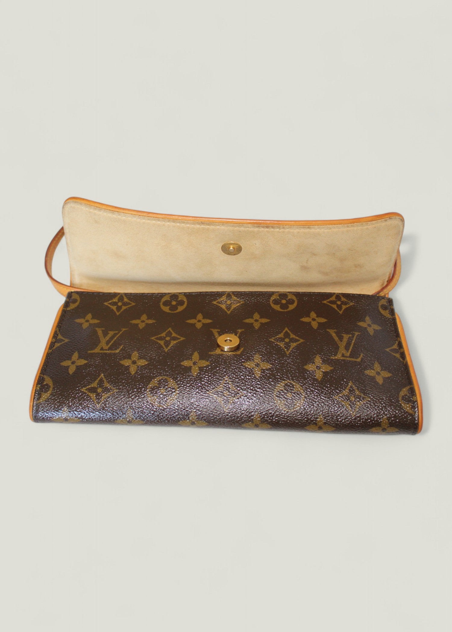 Preloved | Louis Vuitton Pochette Twin GM Crossbody i Monogram Canvas
