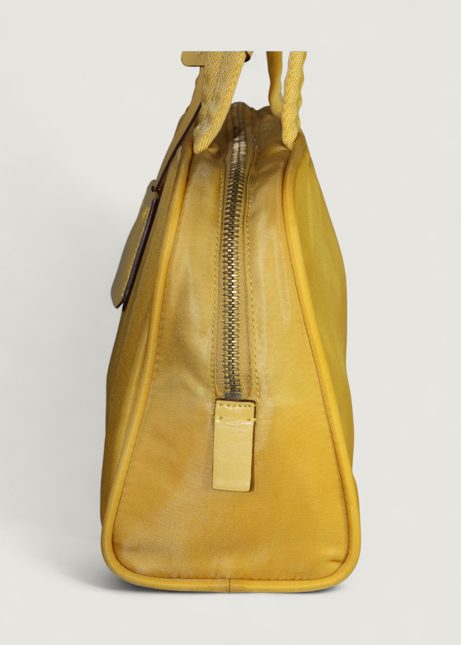 Preloved | Prada Skuldertaske i Gul Nylon med Læderdetaljer