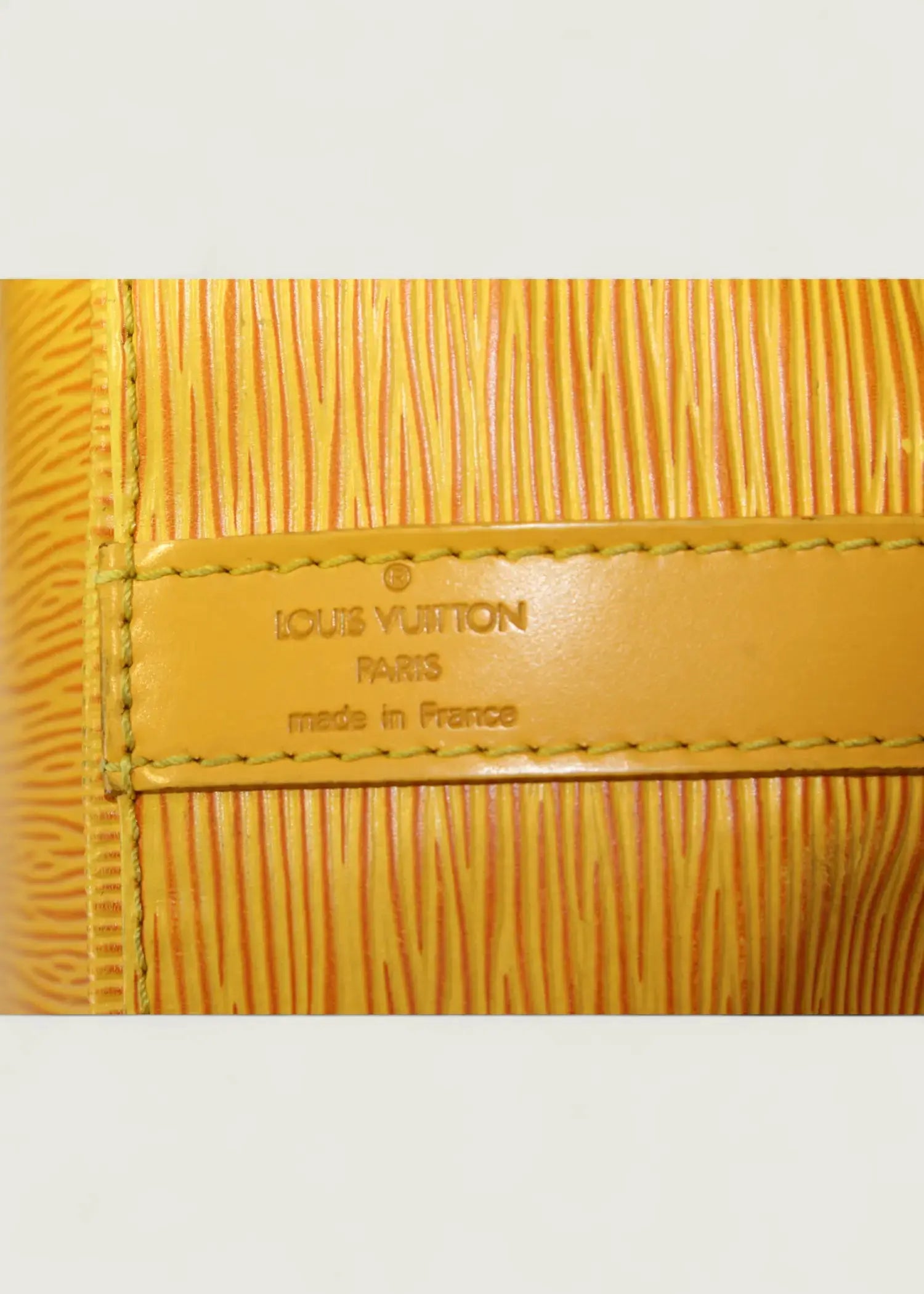 Preloved | Louis Vuitton Petit Noé Skuldertaske i Gul Epi Læder Louis Vuitton