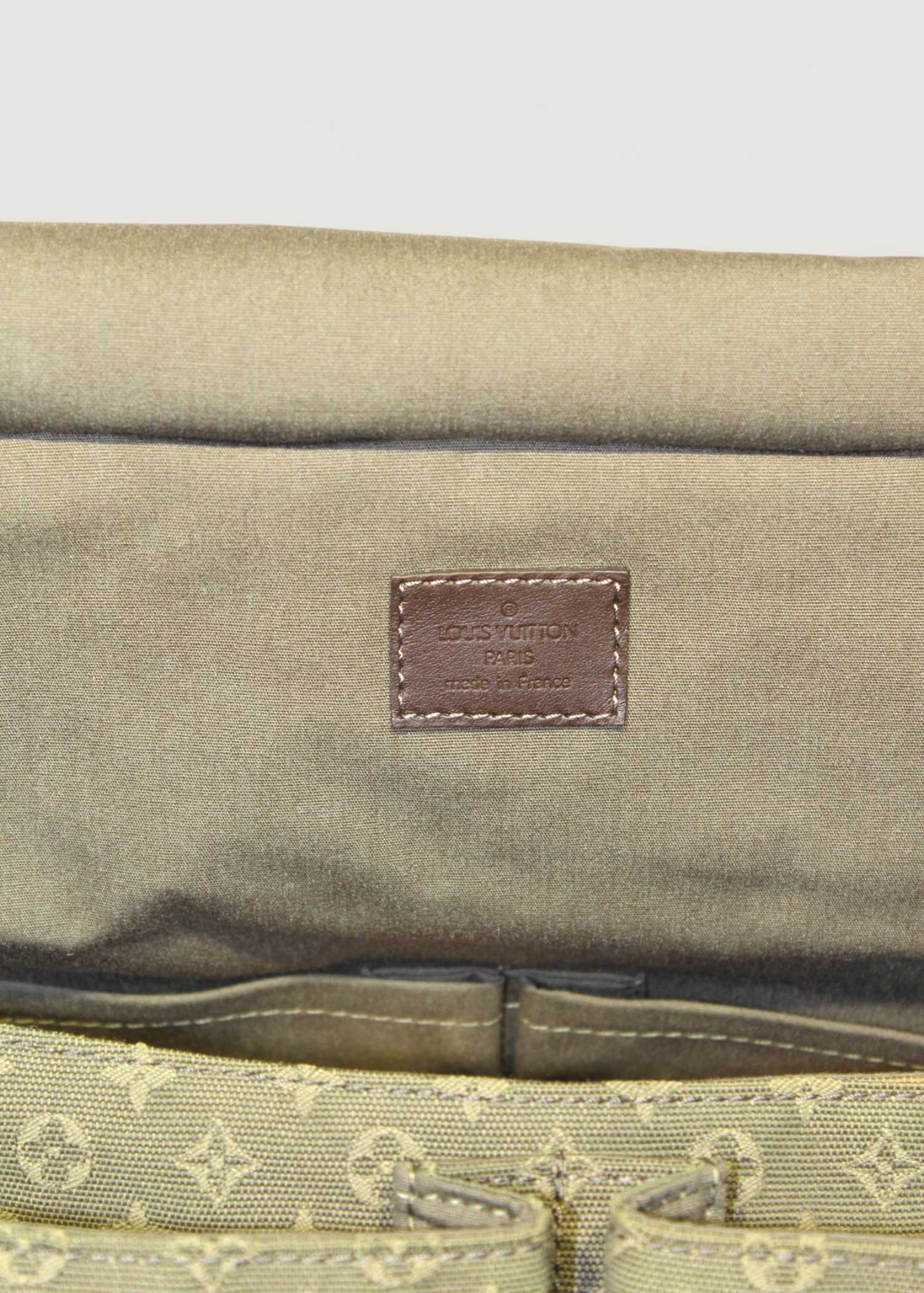 Preloved | Louis Vuitton Mini Sac Maman Crossbody Khaki Grøn