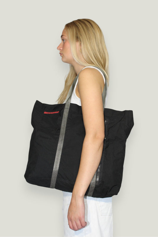 Preloved | PRADA Sport Totebag i Sort Nylon med Grå Remme