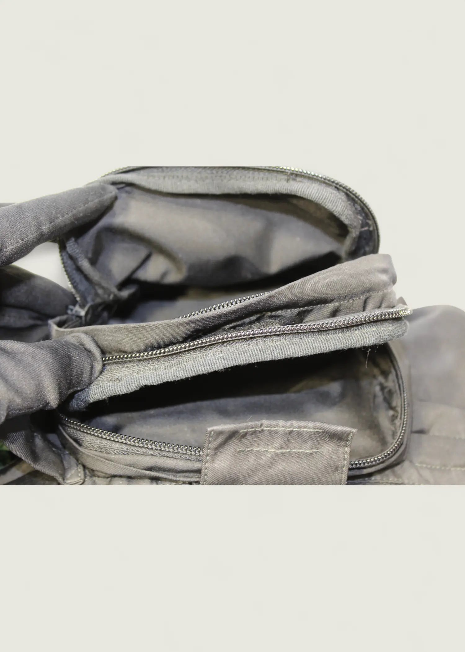 Preloved | Prada Tessuto Utility Bæltetaske i Sort Nylon Prada