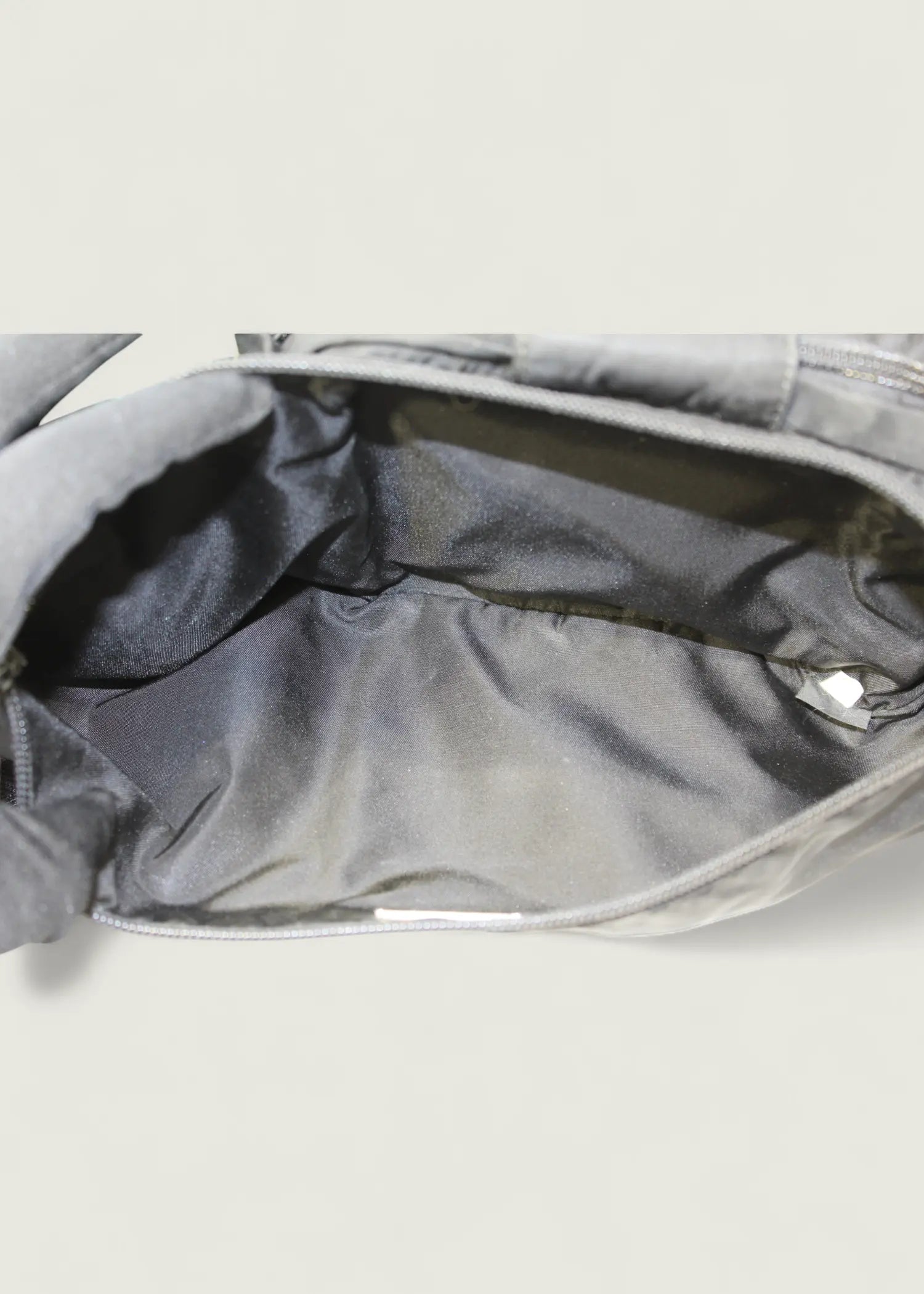 Preloved | Prada Tessuto Utility Bæltetaske i Sort Nylon Prada