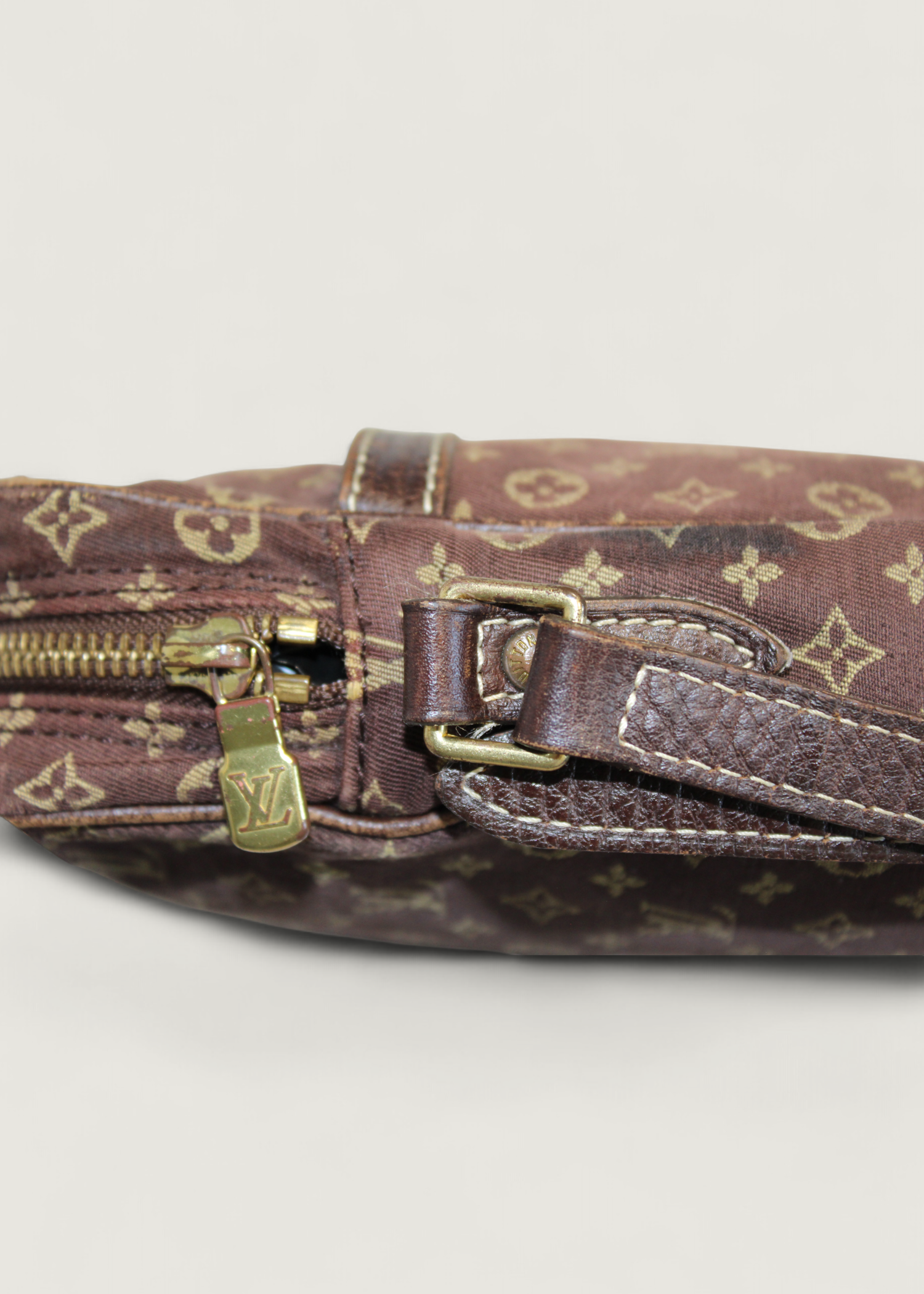 Preloved | Louis Vuitton Mini Run Danube Crossbody i Monogram Mini Canvas