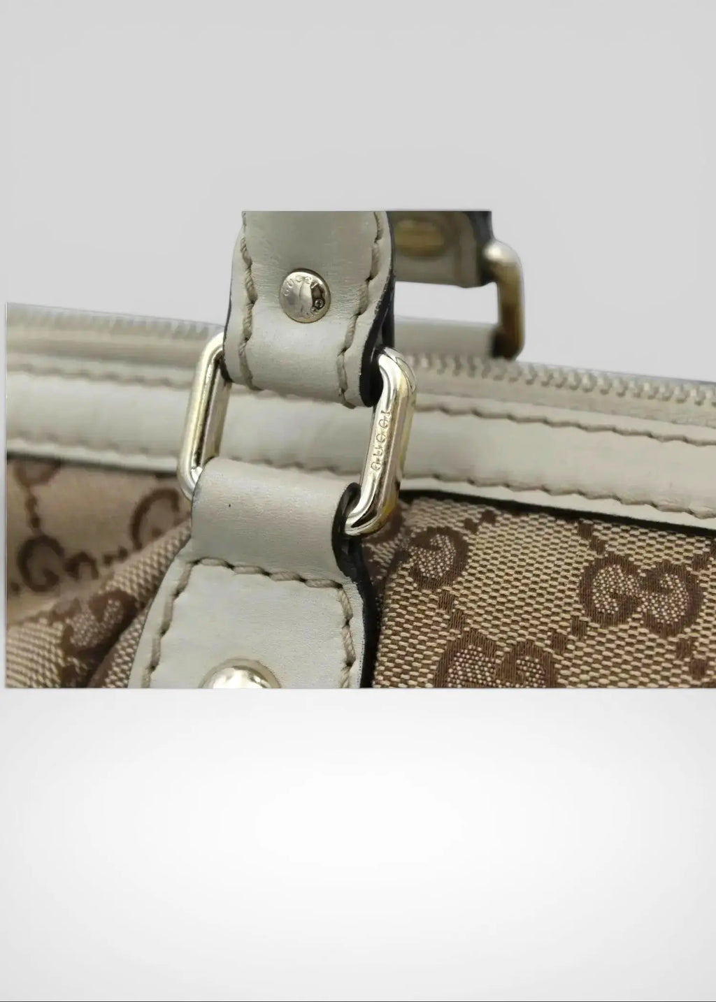 Preloved | Gucci GG Monogram Håndtaske & Crossbody med Hvid Læder Gucci