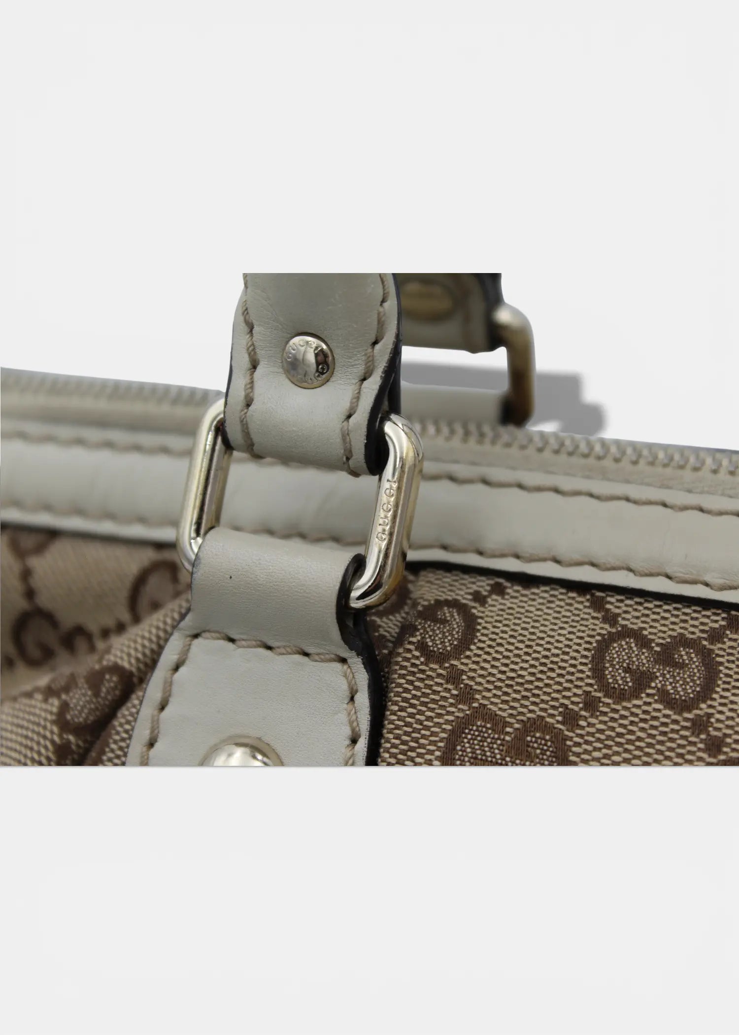 Preloved | Gucci GG Monogram Håndtaske & Crossbody med Hvid Læder