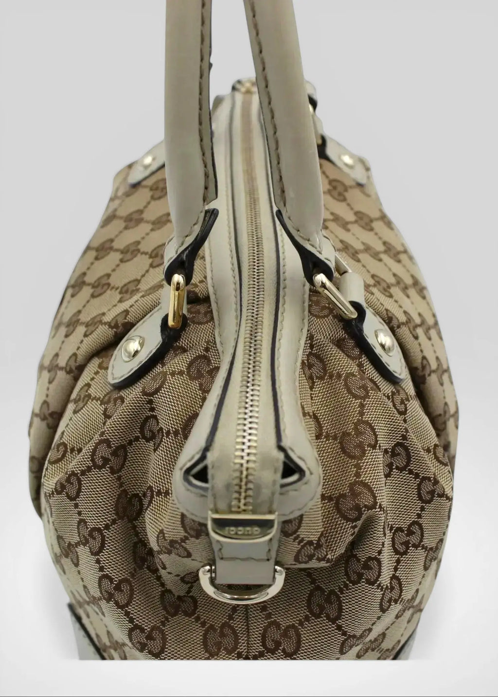 Preloved | Gucci GG Monogram Håndtaske & Crossbody med Hvid Læder Gucci