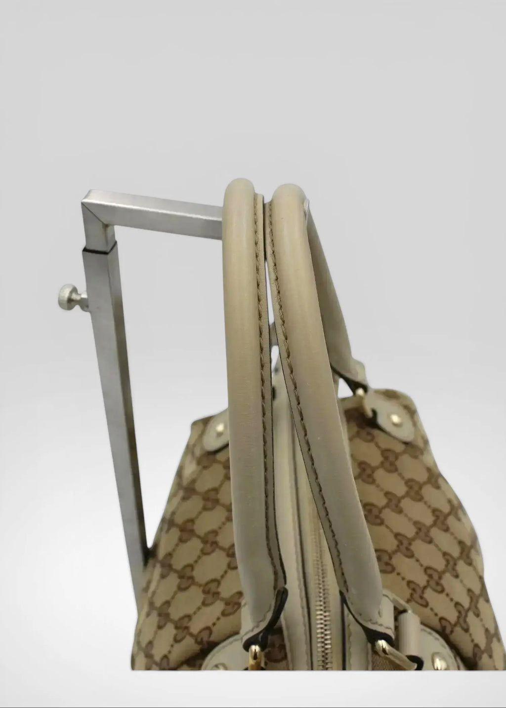 Preloved | Gucci GG Monogram Håndtaske & Crossbody med Hvid Læder Gucci