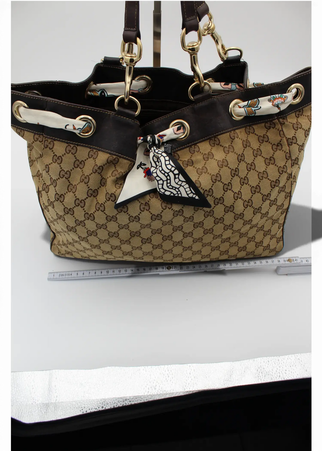 Preloved | Gucci GG Monogram Totebag med Gucci Tørreklæde Gucci