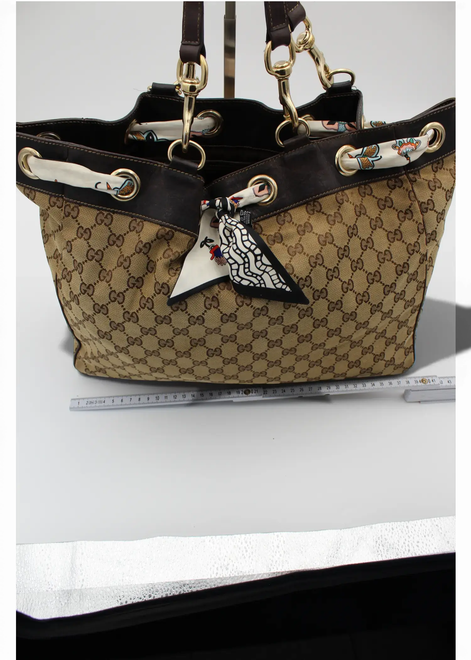 Preloved | Gucci GG Monogram Totebag med Gucci Tørreklæde Gucci