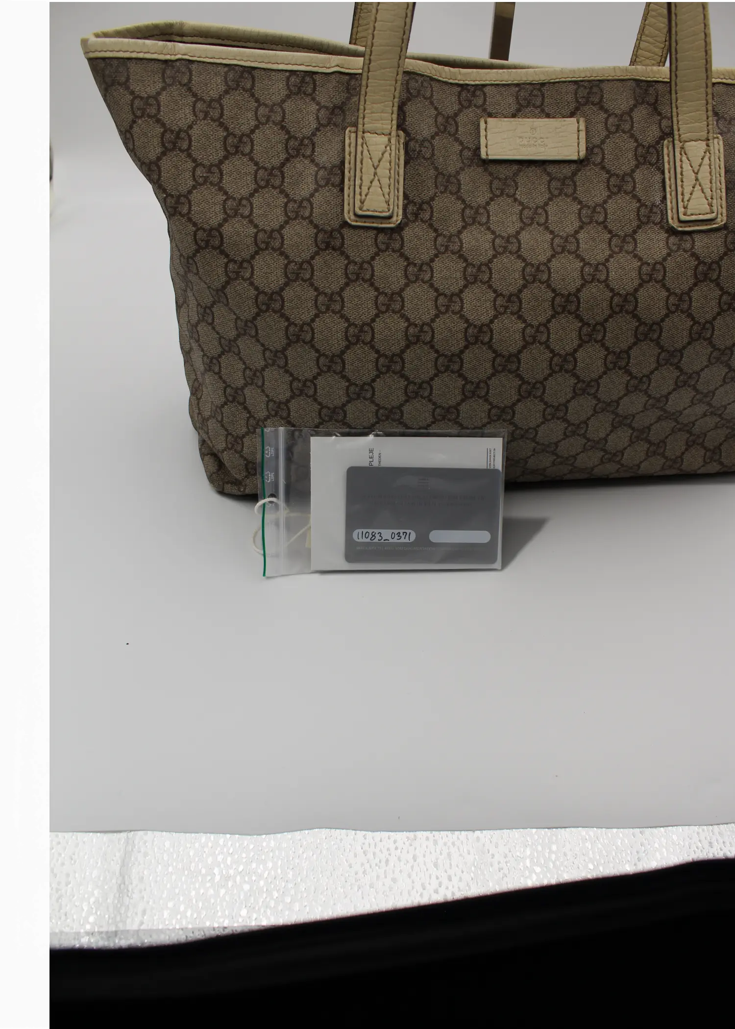 Preloved | Gucci GG Monogram Totebag med Hvid Læder