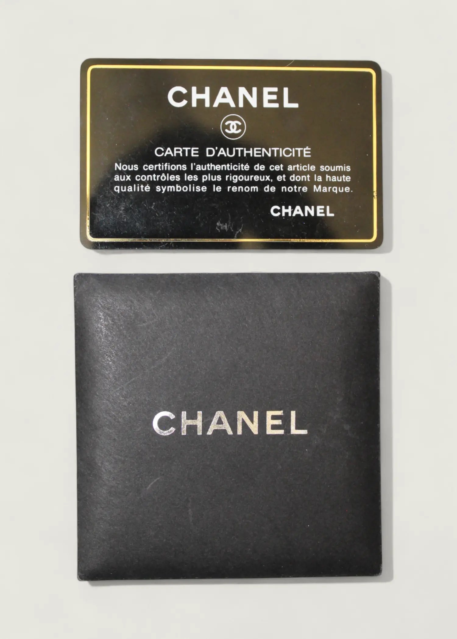 Preloved | Chanel Sport Line Coco Mark CC Crossbody i Beige Nylon Chanel