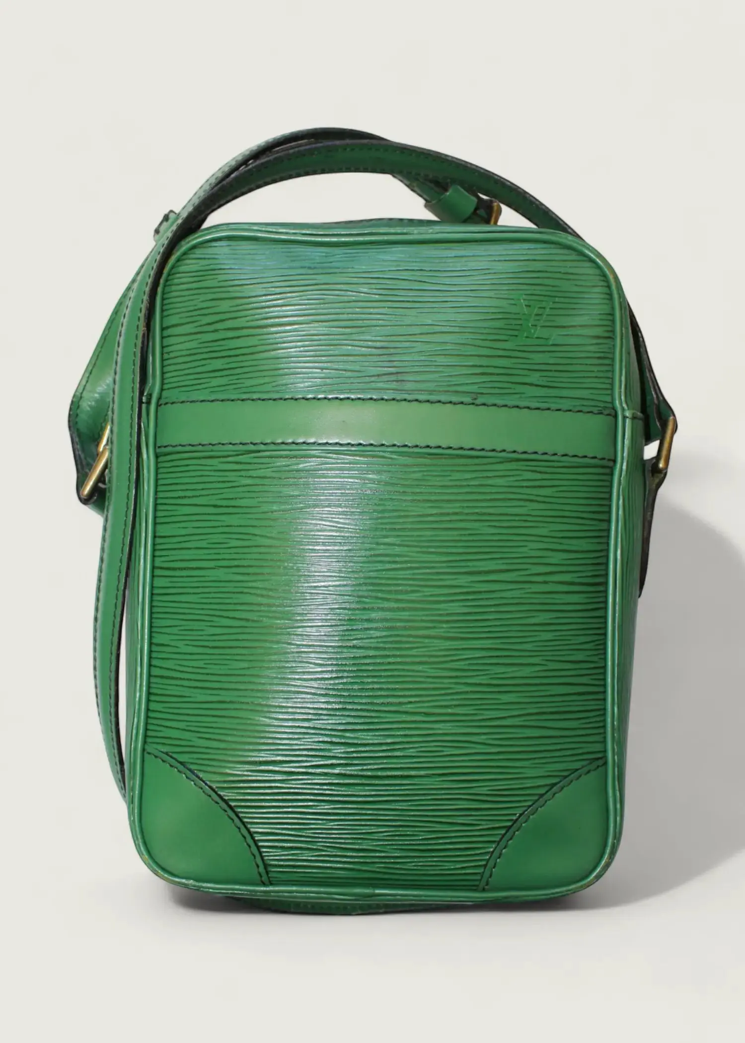 Preloved | Louis Vuitton Danube Crossbody i Grøn Epi Læder Louis Vuitton