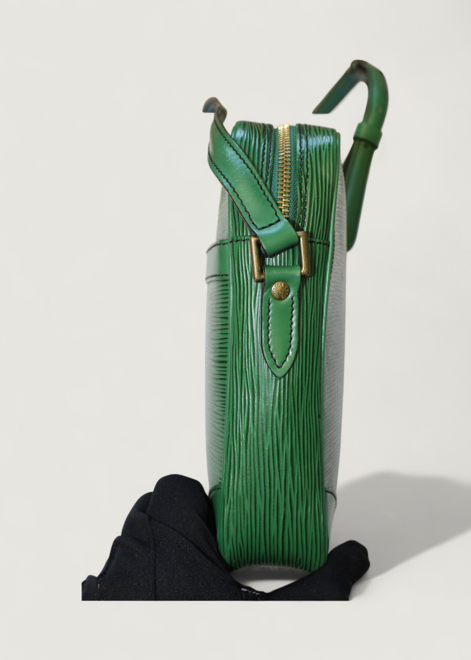 Preloved | Louis Vuitton Danube Crossbody i Grøn Epi Læder