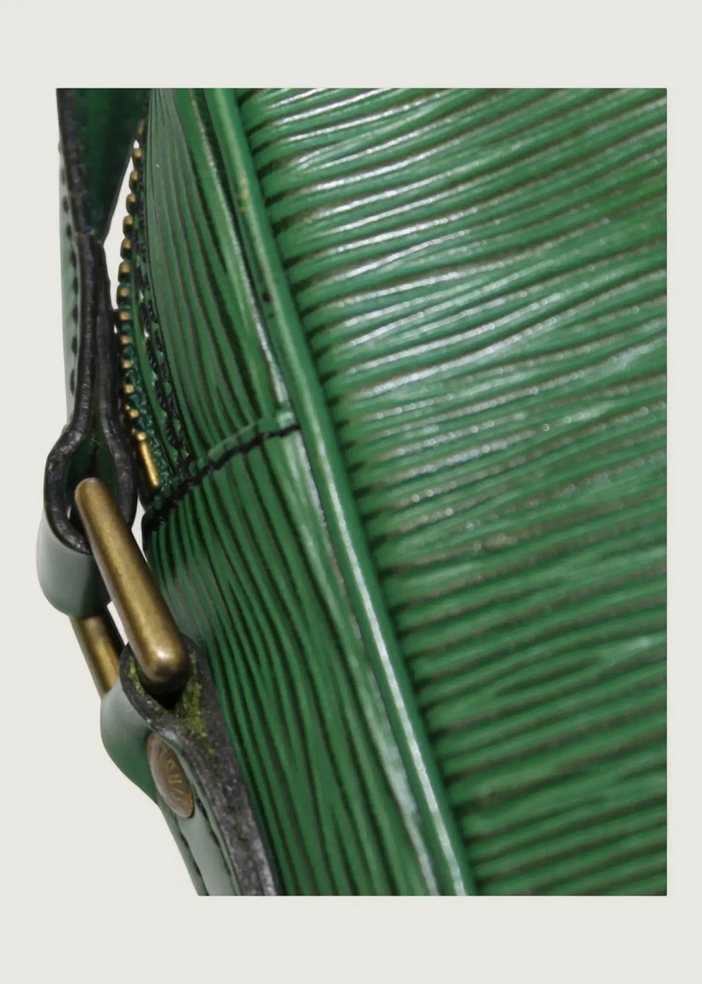 Preloved | Louis Vuitton Danube Crossbody i Grøn Epi Læder Louis Vuitton