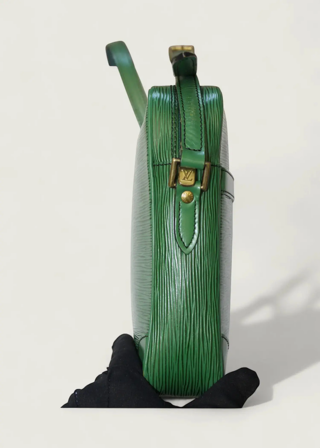 Preloved | Louis Vuitton Danube Crossbody i Grøn Epi Læder Louis Vuitton