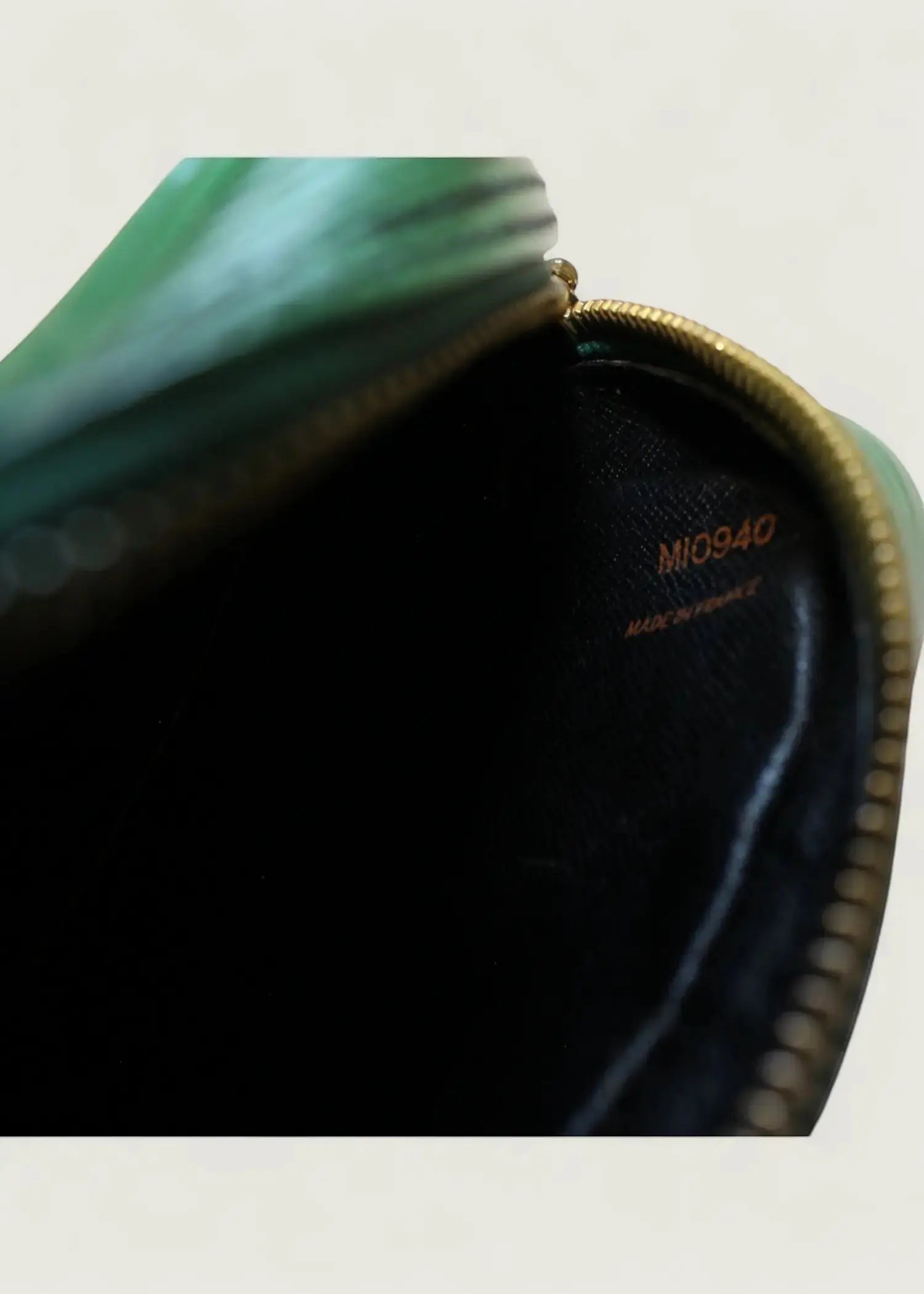 Preloved | Louis Vuitton Danube Crossbody i Grøn Epi Læder Louis Vuitton