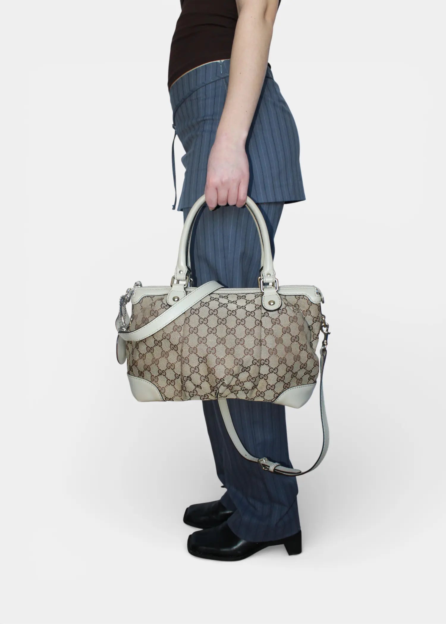 Preloved | Gucci GG Monogram Håndtaske & Crossbody med Hvid Læder