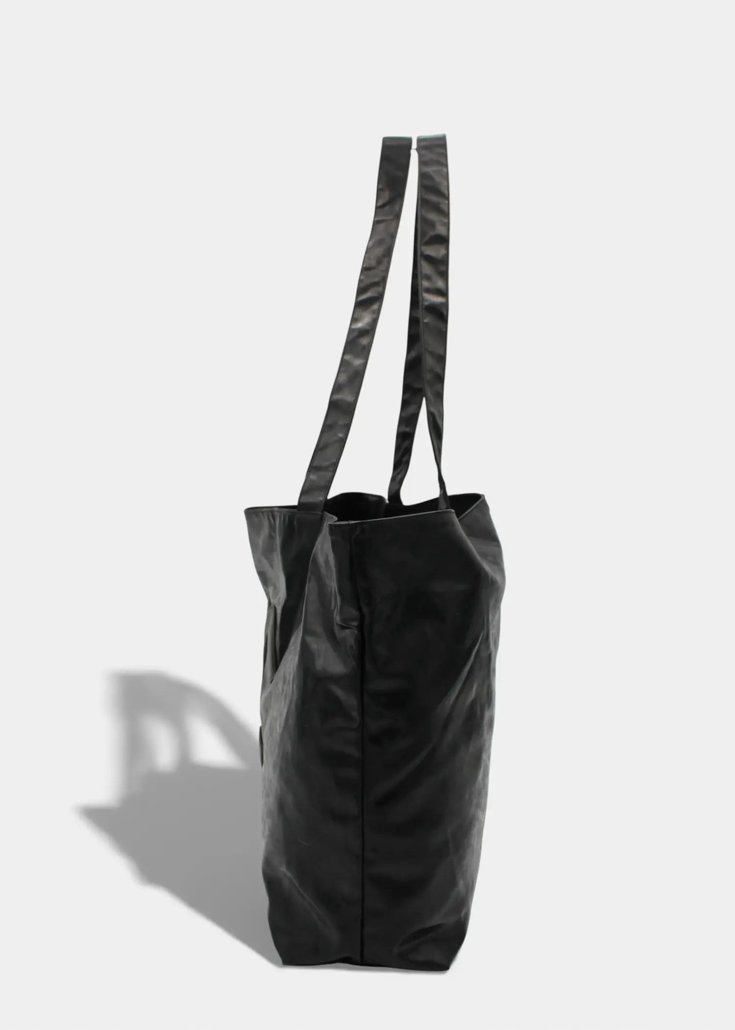 Chanel CC Totebag Sort i PVC med Læder Logo