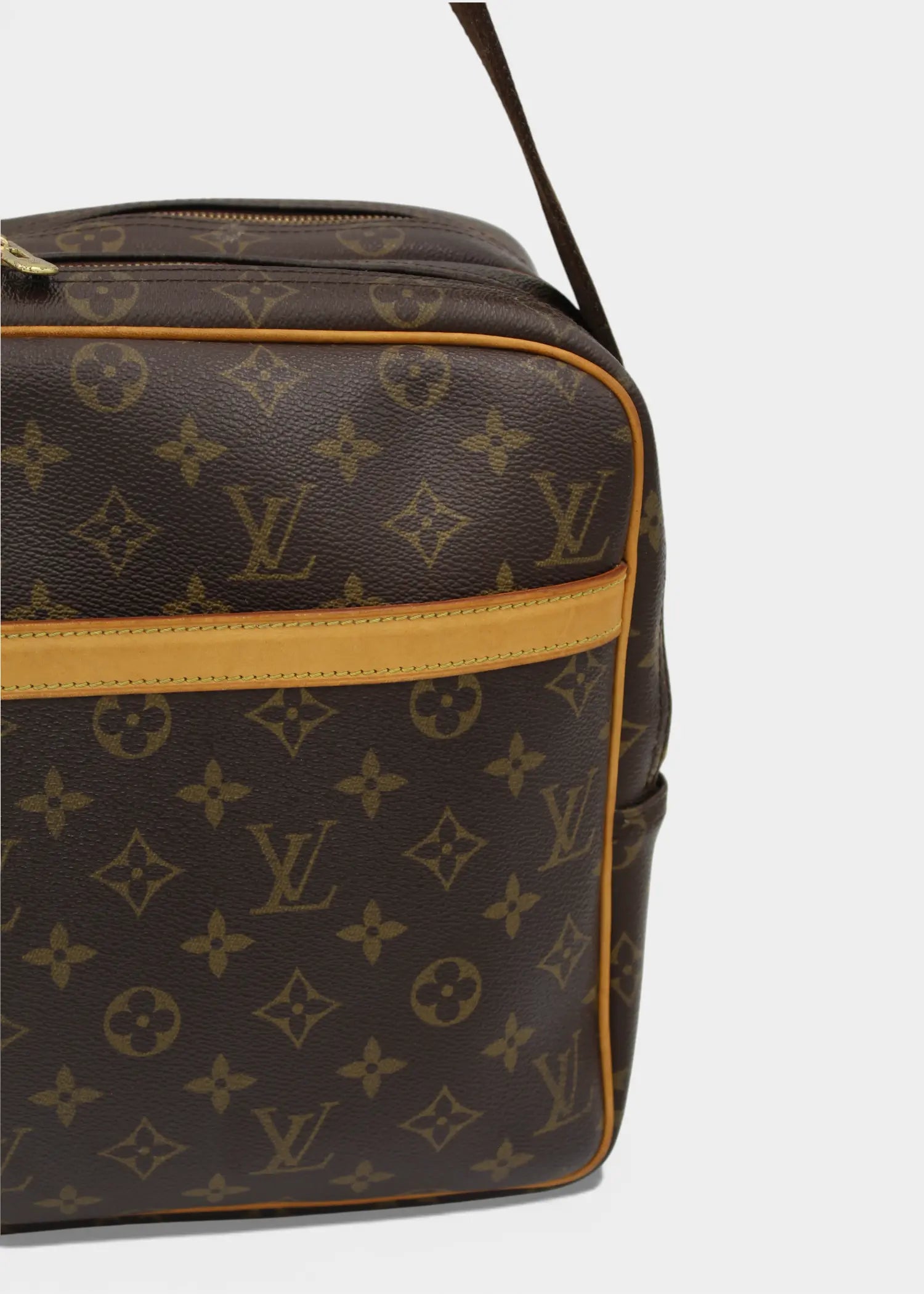 Preloved | Louis Vuitton Monogram Reporter GM Crossbody