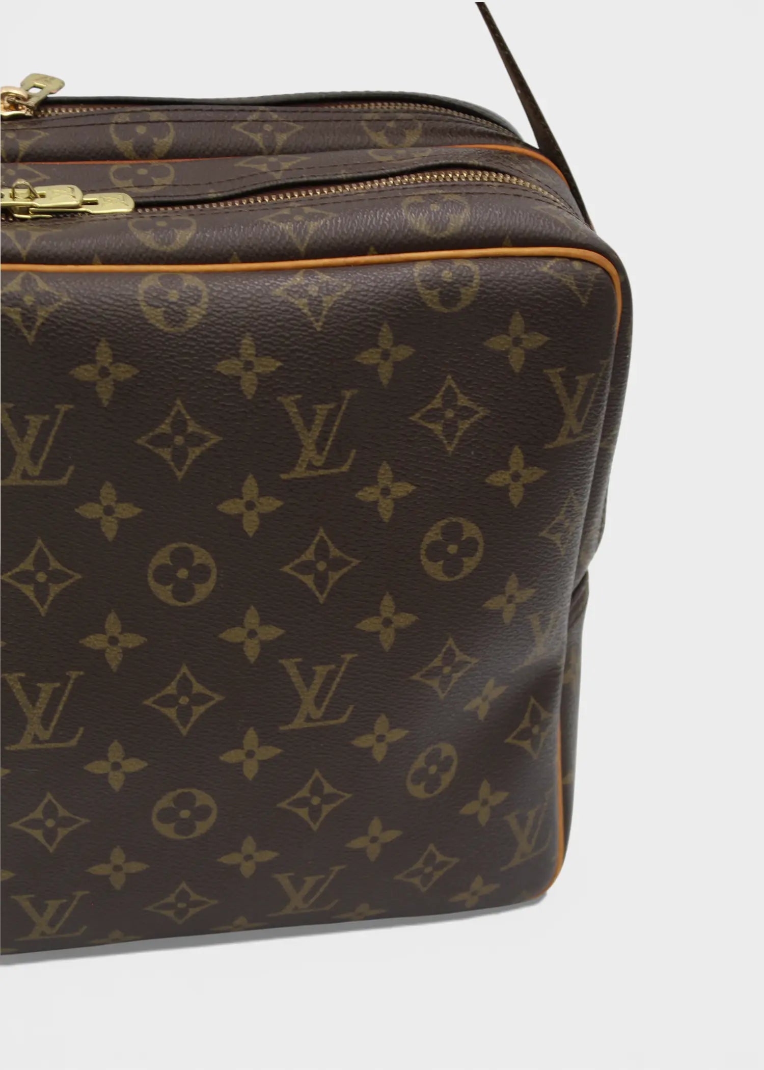 Preloved | Louis Vuitton Monogram Reporter GM Crossbody