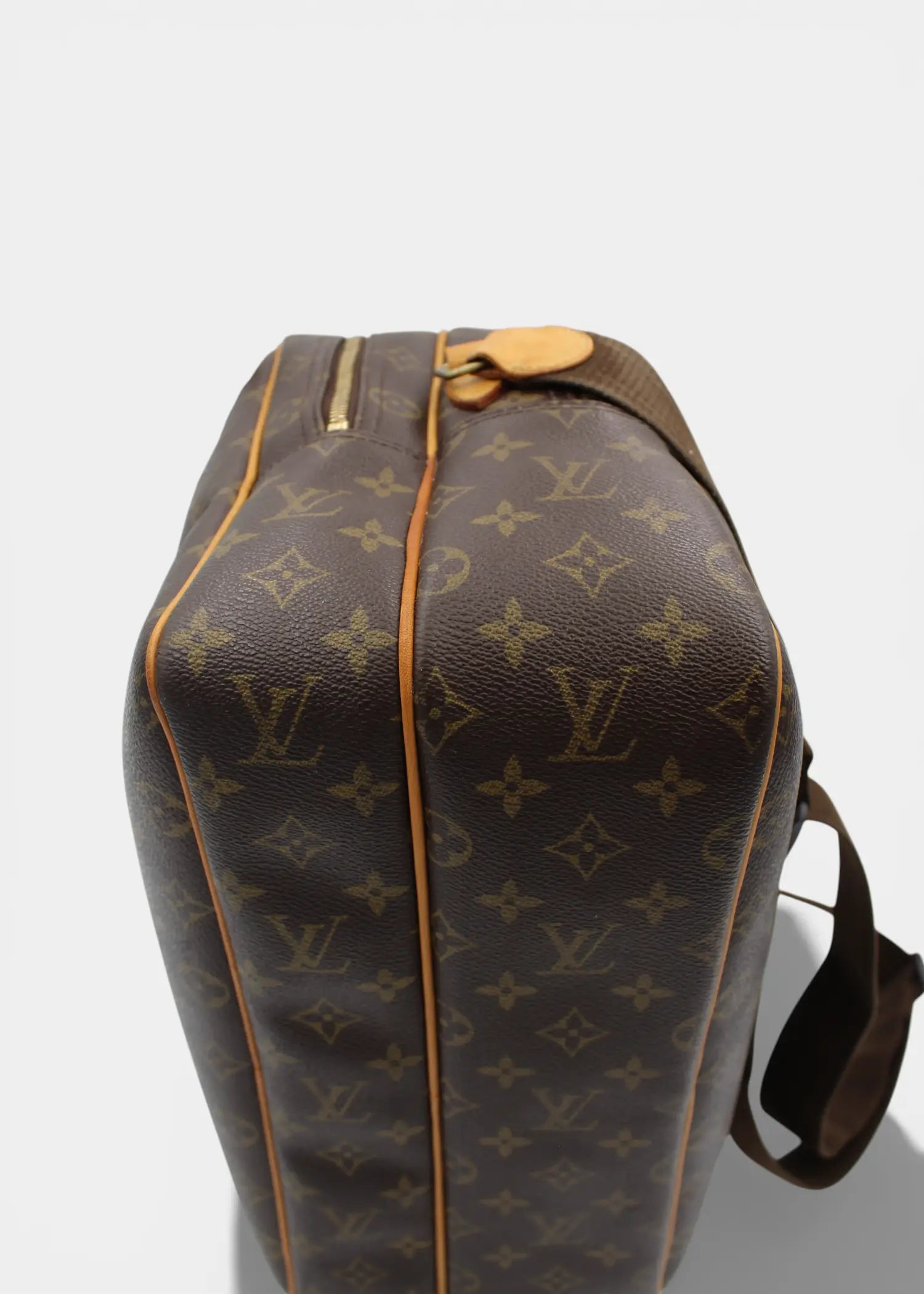 Preloved | Louis Vuitton Monogram Reporter GM Crossbody