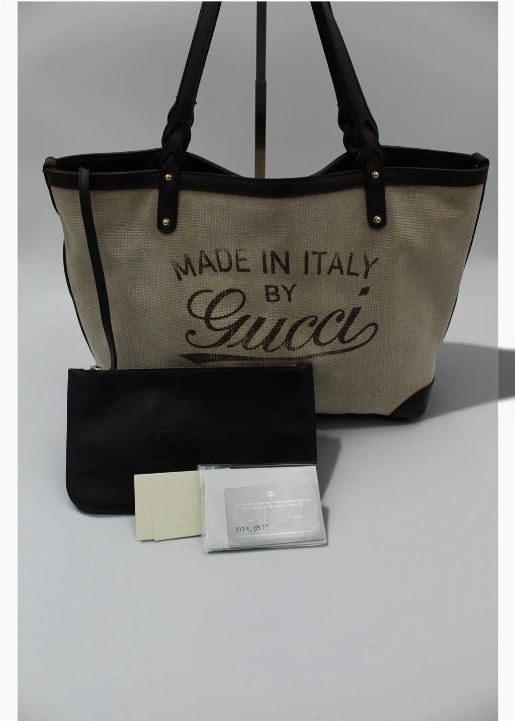 Preloved | Gucci GG Hvid Canvas Totebag 'Made In Italy' med Pouch