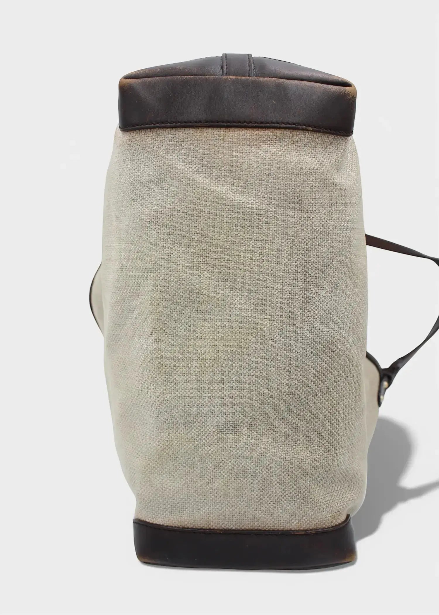 Preloved | Gucci Hvid Canvas Totebag 'Made In Italy' med Pouch Gucci