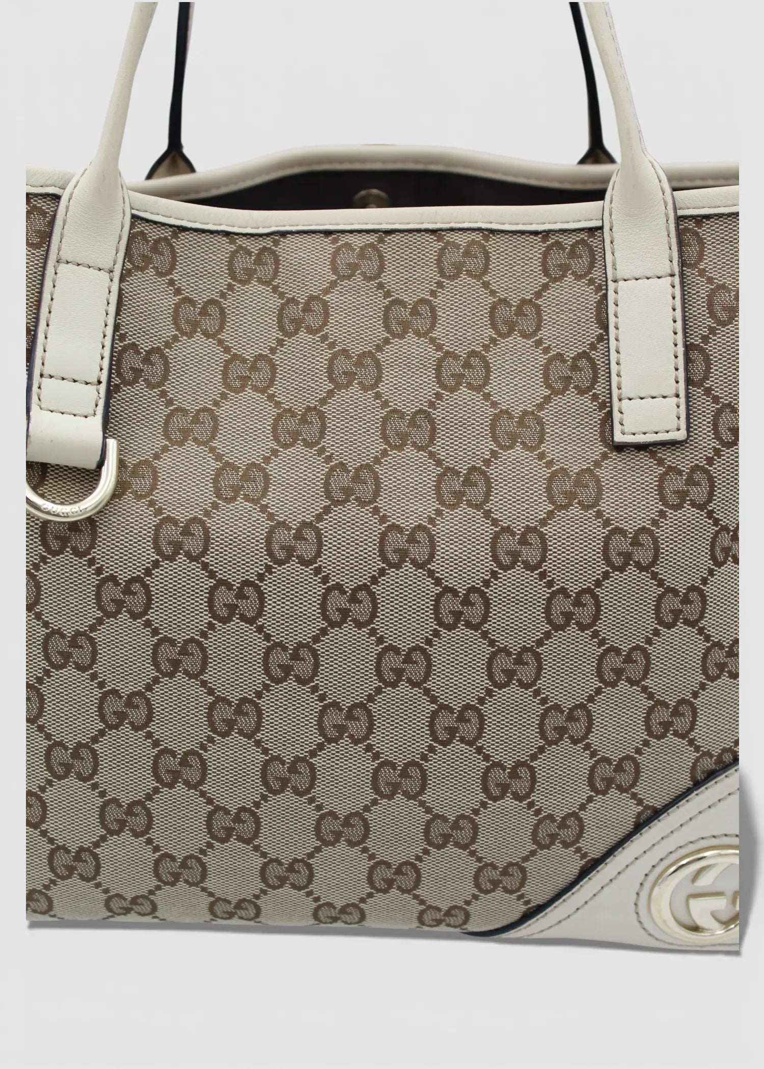 Preloved | Gucci GG Monogram Totebag med Hvid Læder & Guld Hardware