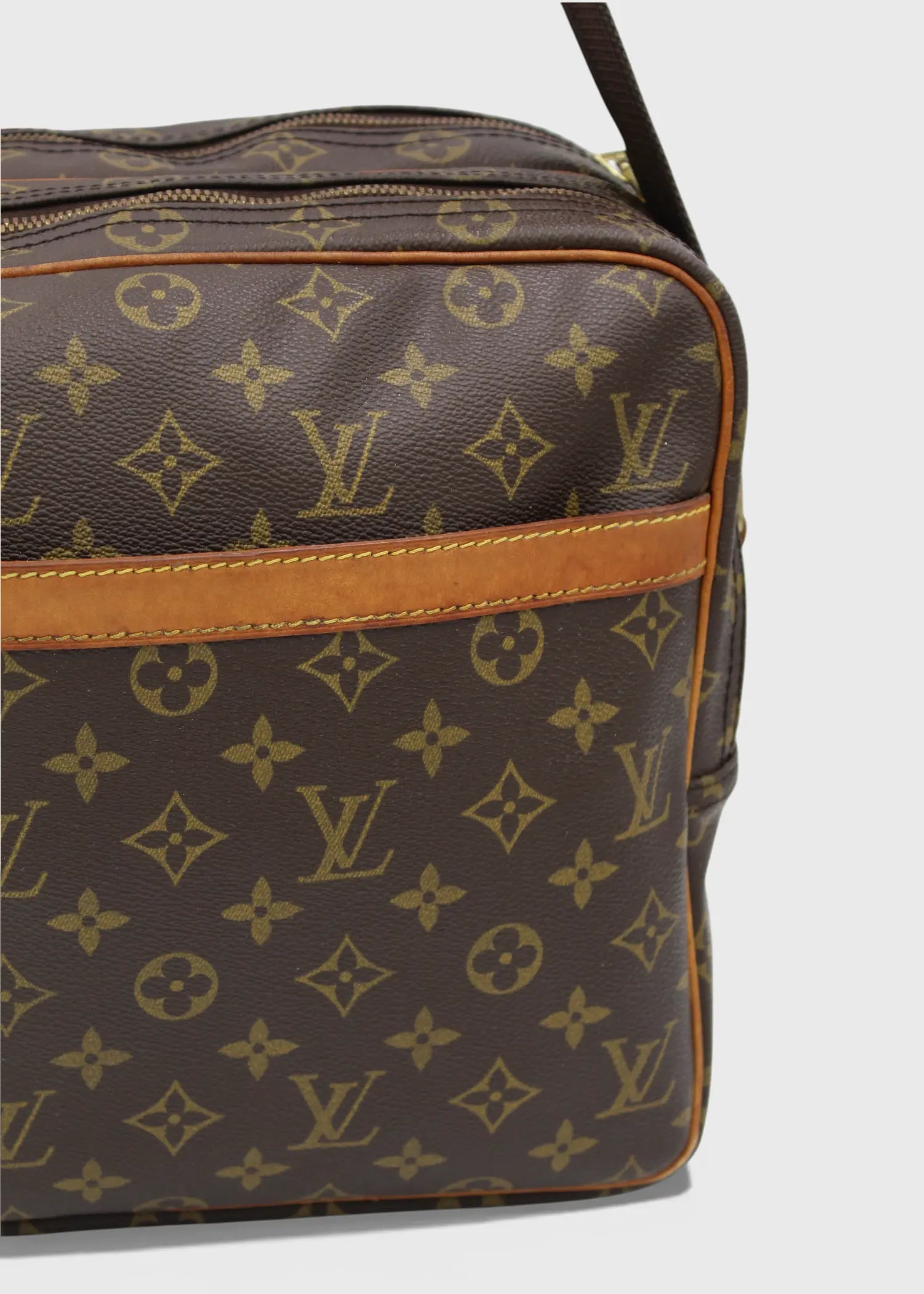Preloved | Louis Vuitton Monogram Crossbody Reporter GM