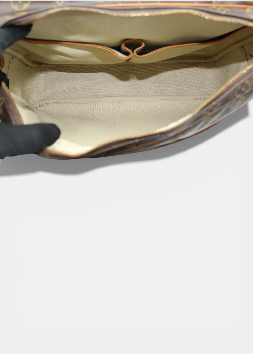 Preloved | Louis Vuitton Monogram Crossbody Reporter GM