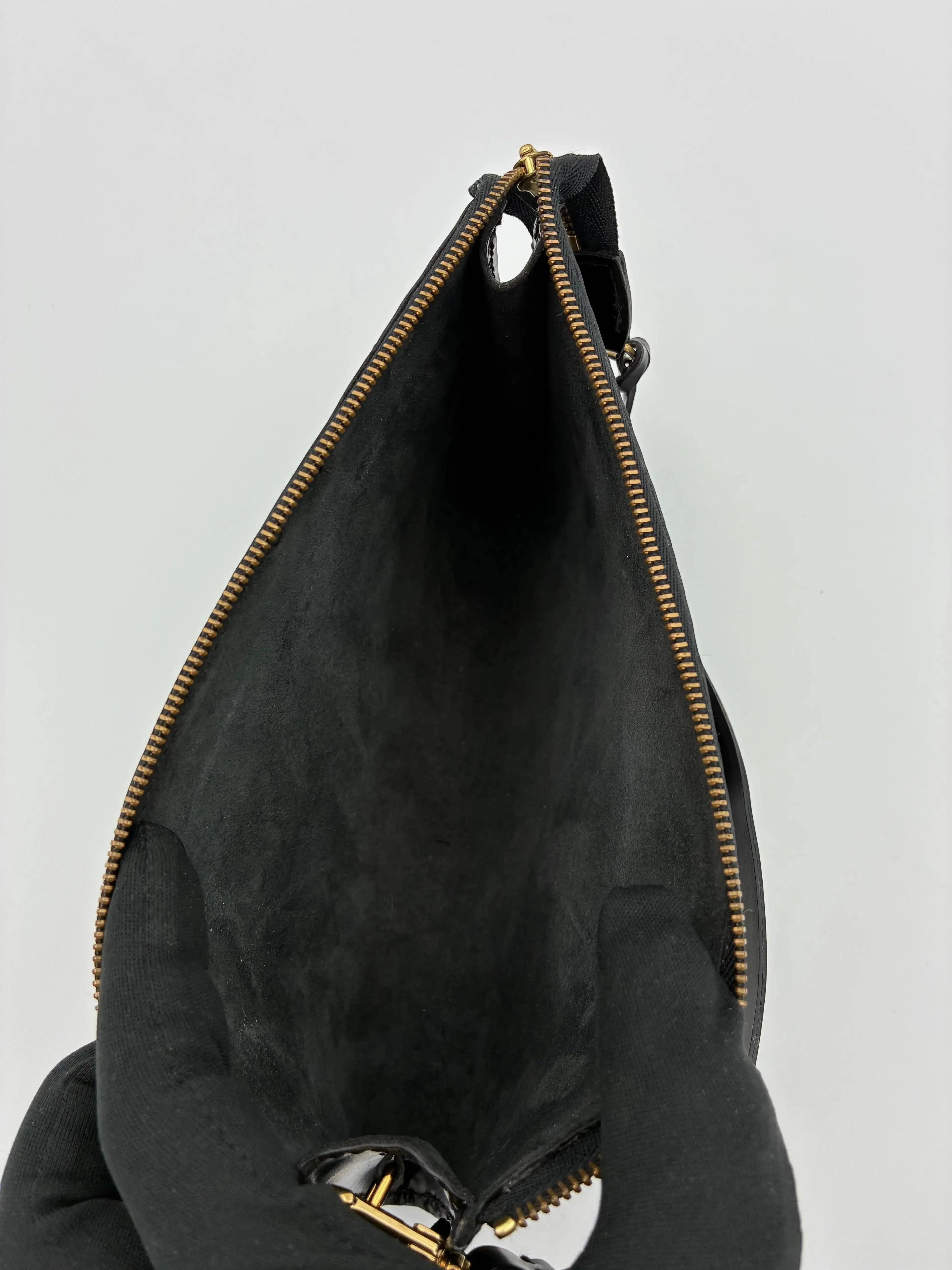 Preloved | Louis Vuitton Epi Pochette Accessoires Noir Black Louis Vuitton