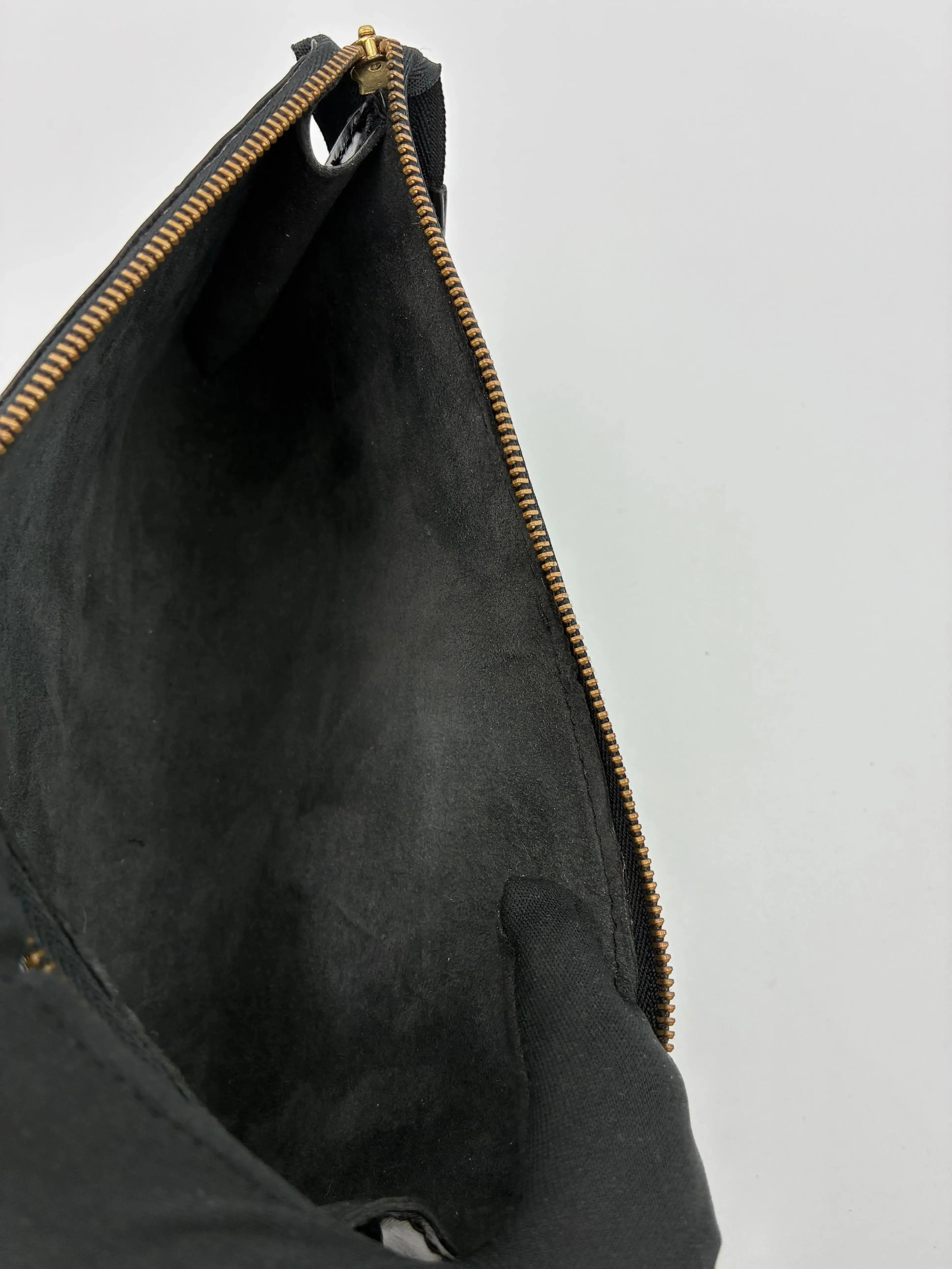 Preloved | Louis Vuitton Epi Pochette Accessoires Noir Black Louis Vuitton