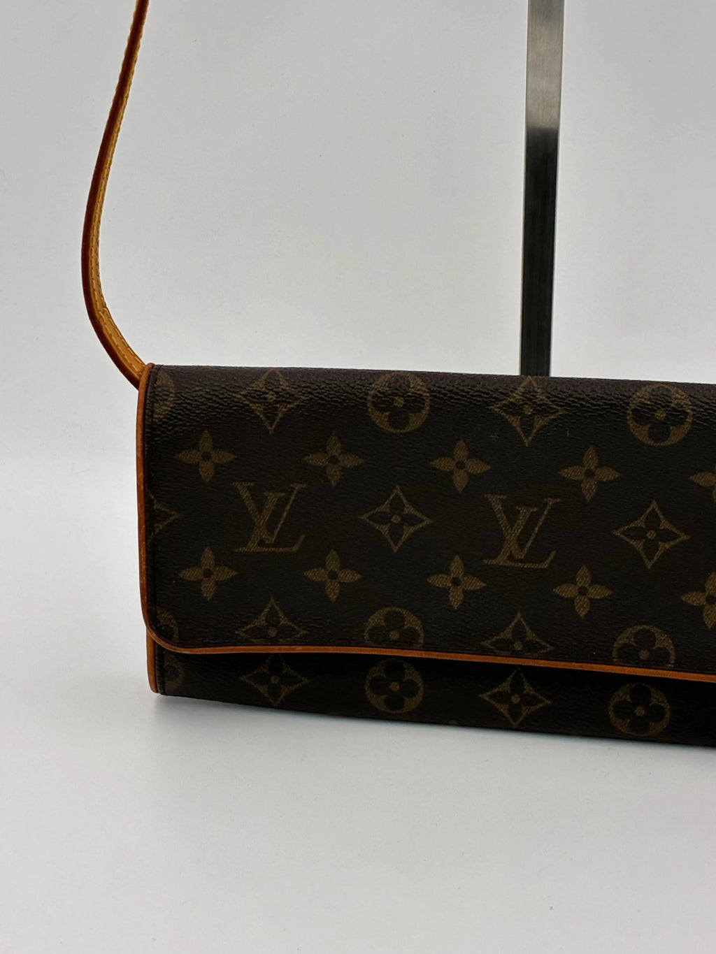 Preloved | Louis Vuitton Monogram Crossbody Pochette Twin GM Louis Vuitton