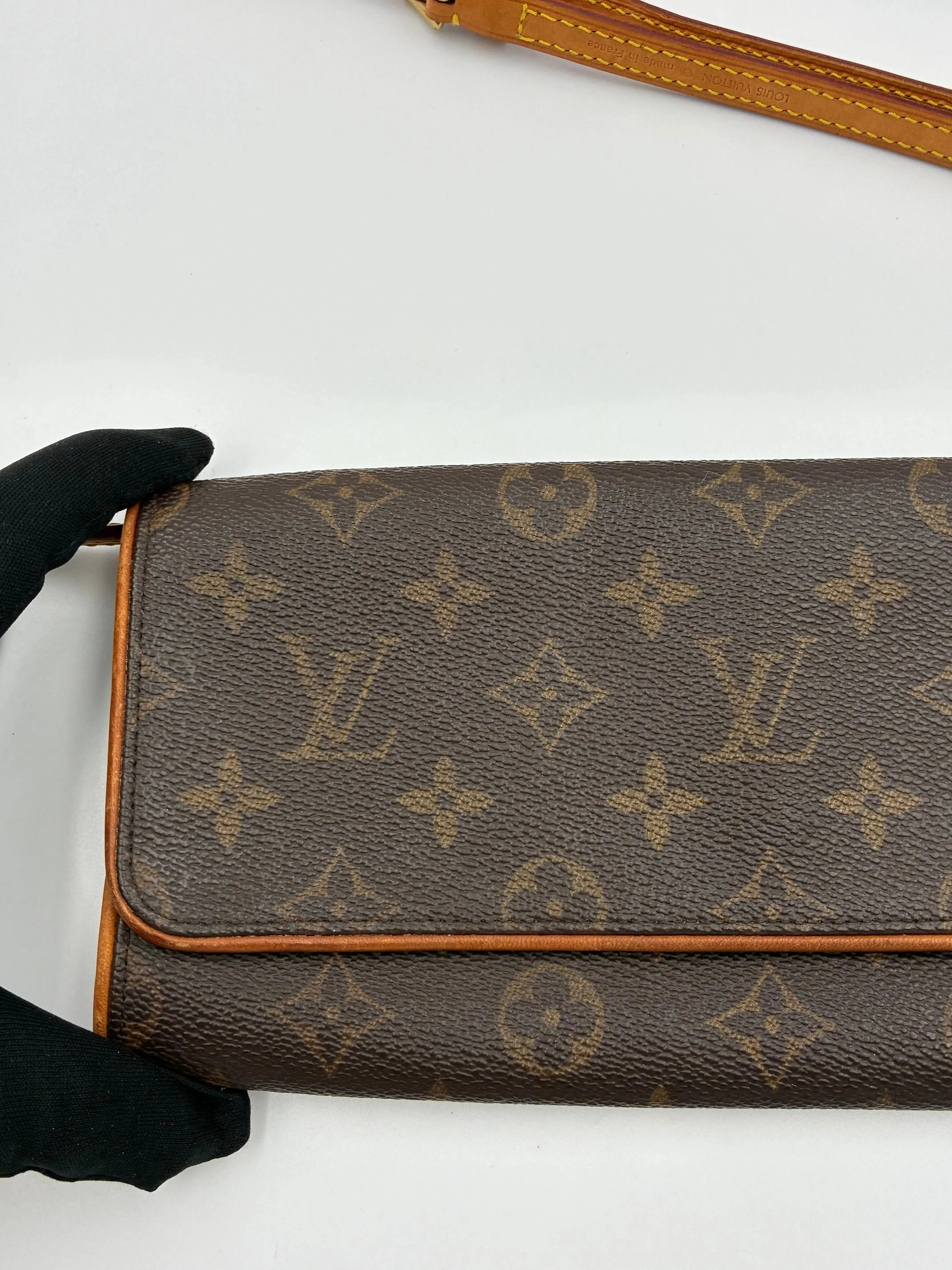 Preloved | Louis Vuitton Monogram Crossbody Pochette Twin GM Louis Vuitton
