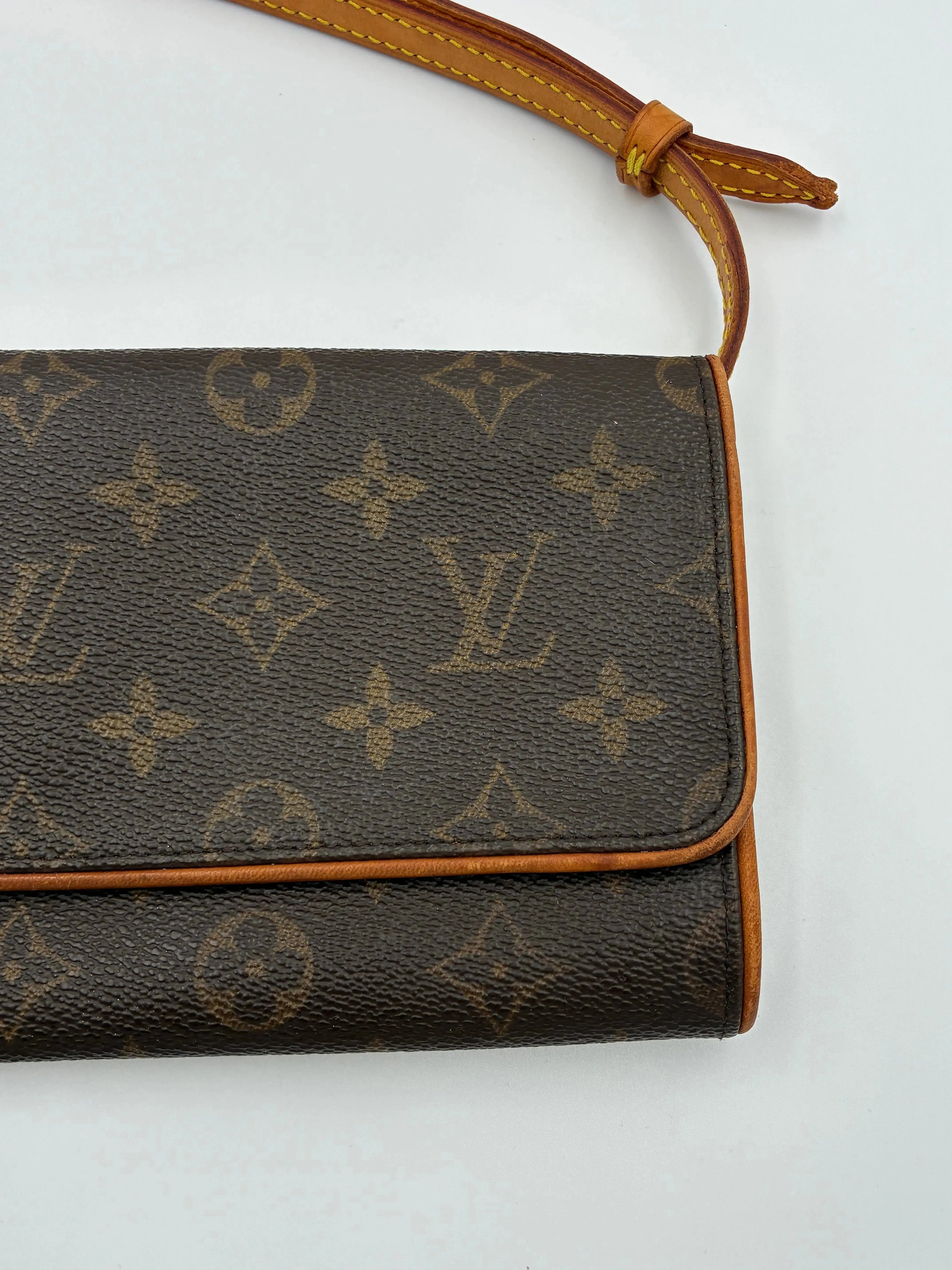 Preloved | Louis Vuitton Monogram Crossbody Pochette Twin GM Louis Vuitton